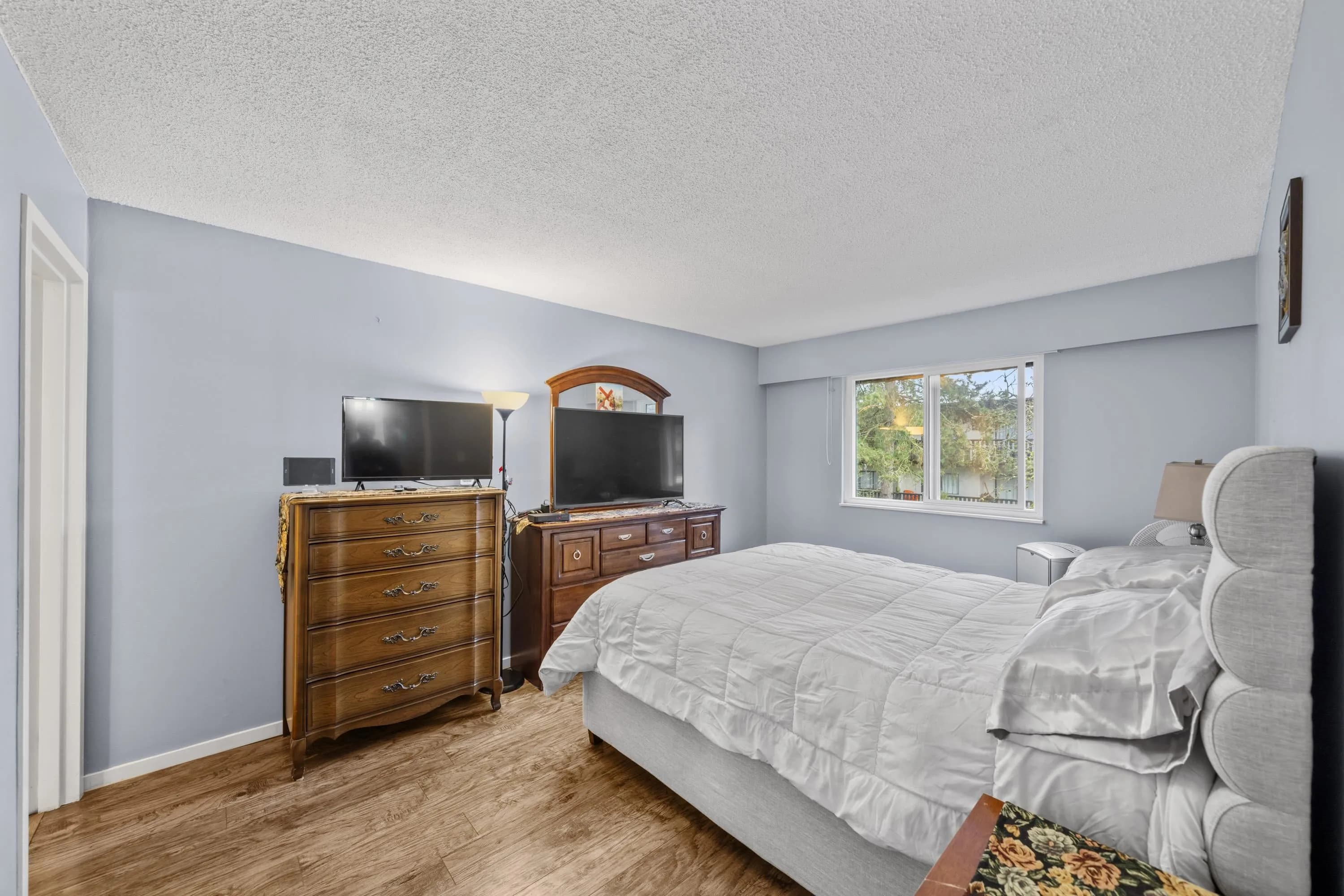 302 371 Ellesmere Avenue, Burnaby, BC V5B 3T1 — image 19