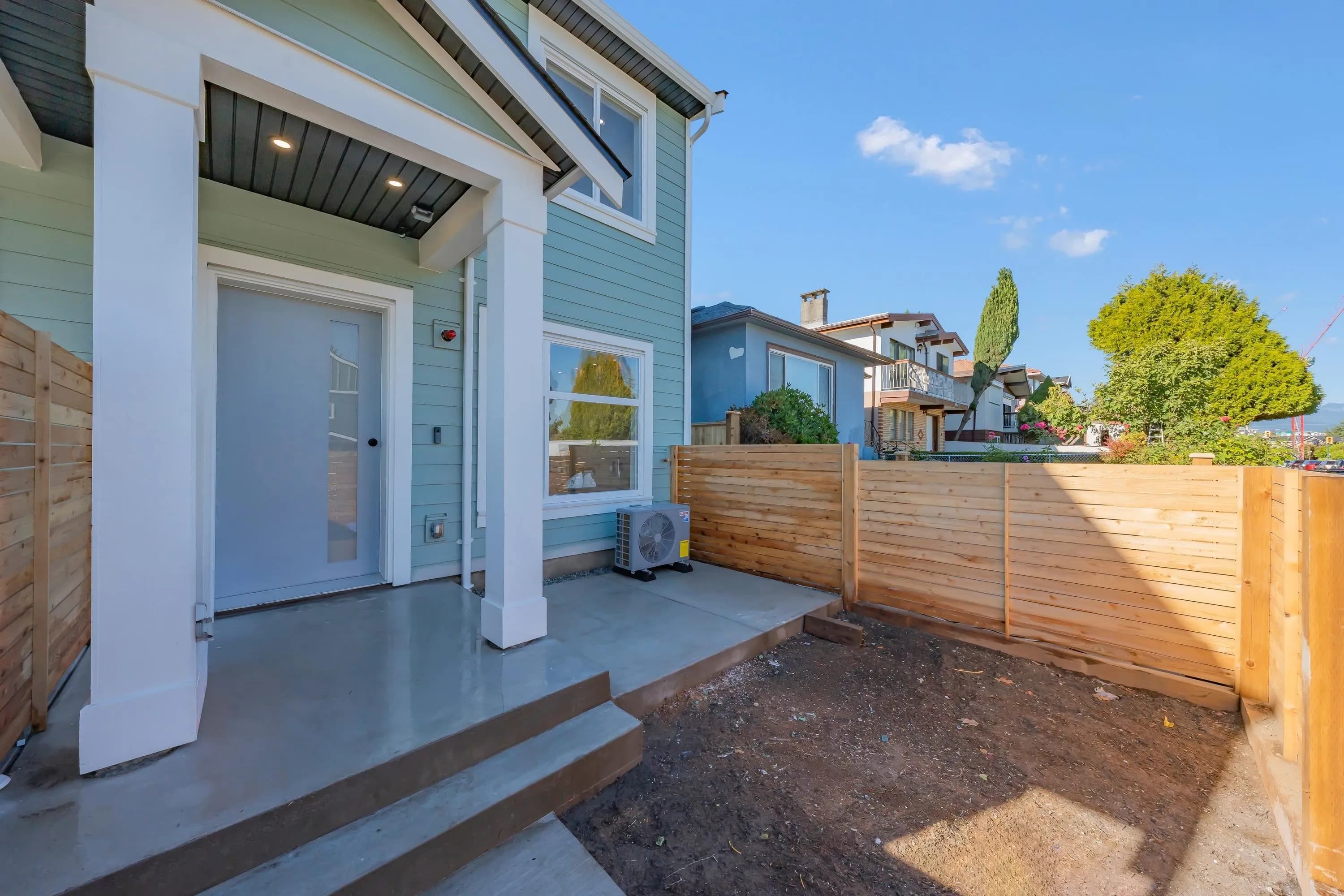 1 4587 Knight Street, Vancouver, BC V5N 3M8 — image 32