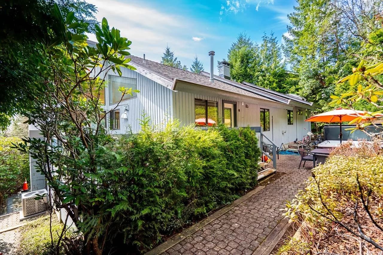 4643 Port View Place, West Vancouver, BC V7S 3A4 — image 34