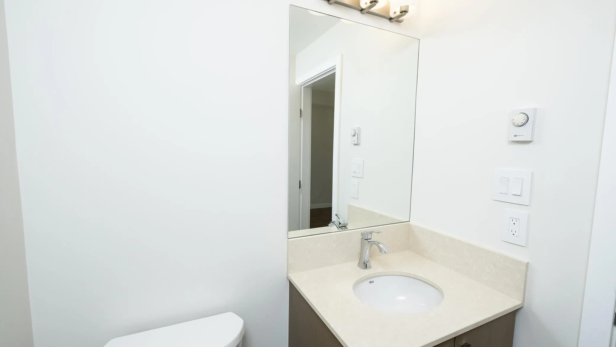 5902 Beachgate Lane, Sechelt, BC V7Z 0S3 — image 8