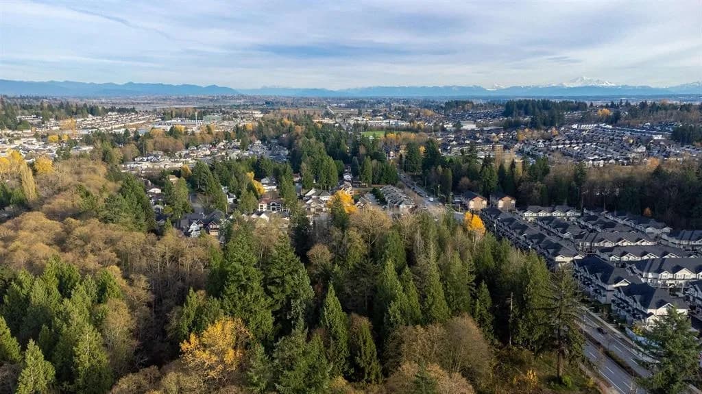 6446 138 Street, Surrey, BC V3W 5G6 — image 20