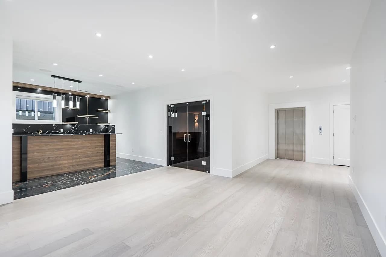 13528 14 Avenue, Surrey, BC V4A 5H5 — image 31