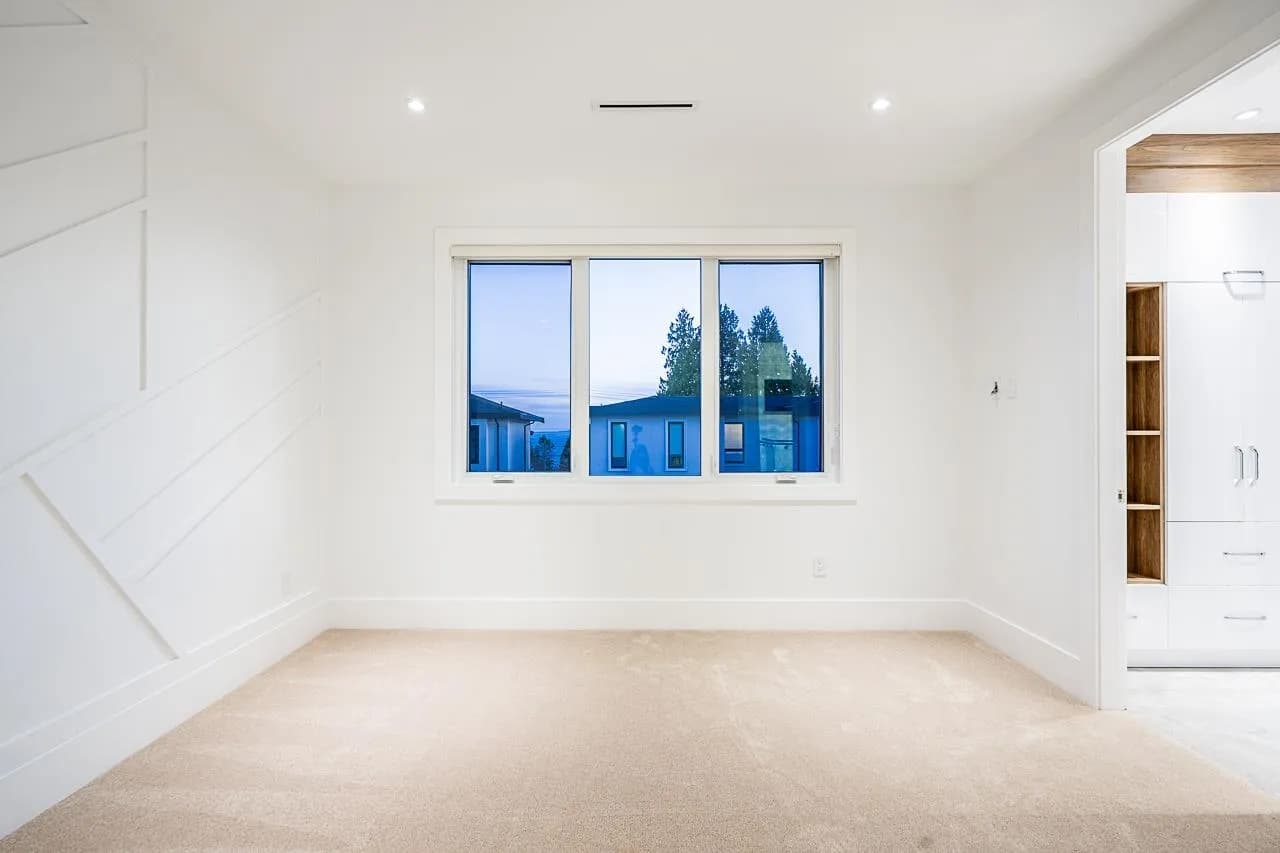 13528 14 Avenue, Surrey, BC V4A 5H5 — image 13