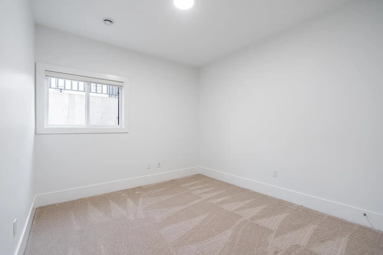 13528 14 Avenue, Surrey, BC V4A 5H5 — image 36