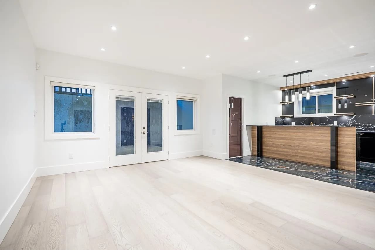 13528 14 Avenue, Surrey, BC V4A 5H5 — image 28