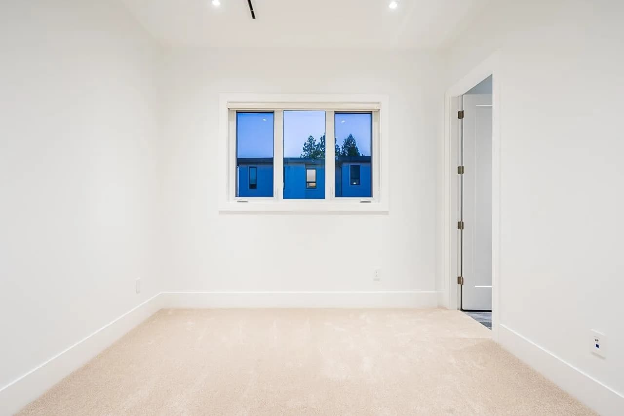 13528 14 Avenue, Surrey, BC V4A 5H5 — image 23