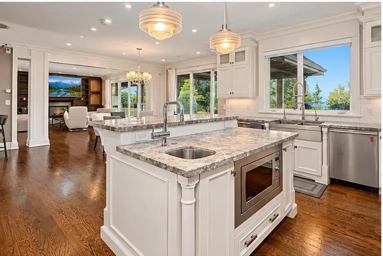 2638 Queens Avenue, West Vancouver, BC V7V 2Z1 — image 18