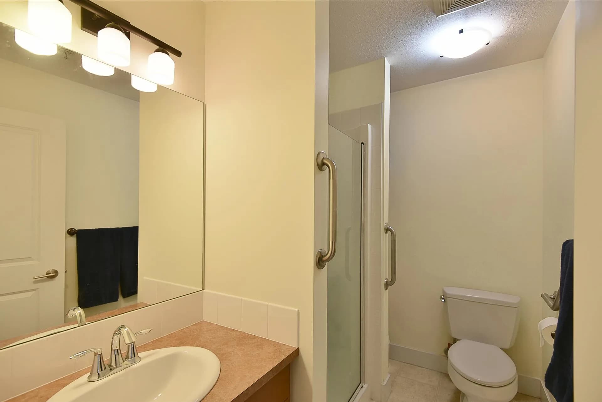 303 5711 Ebbtide Street, Sechelt, BC V7Z 0J5 — image 18