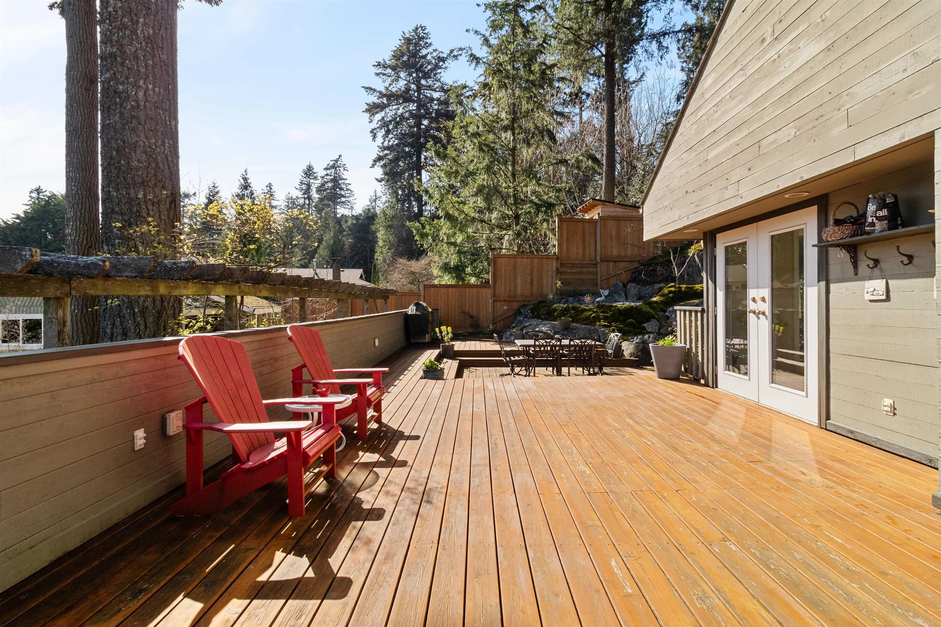 4635 Caulfeild Drive, West Vancouver, BC V7W 1E9 — image 26