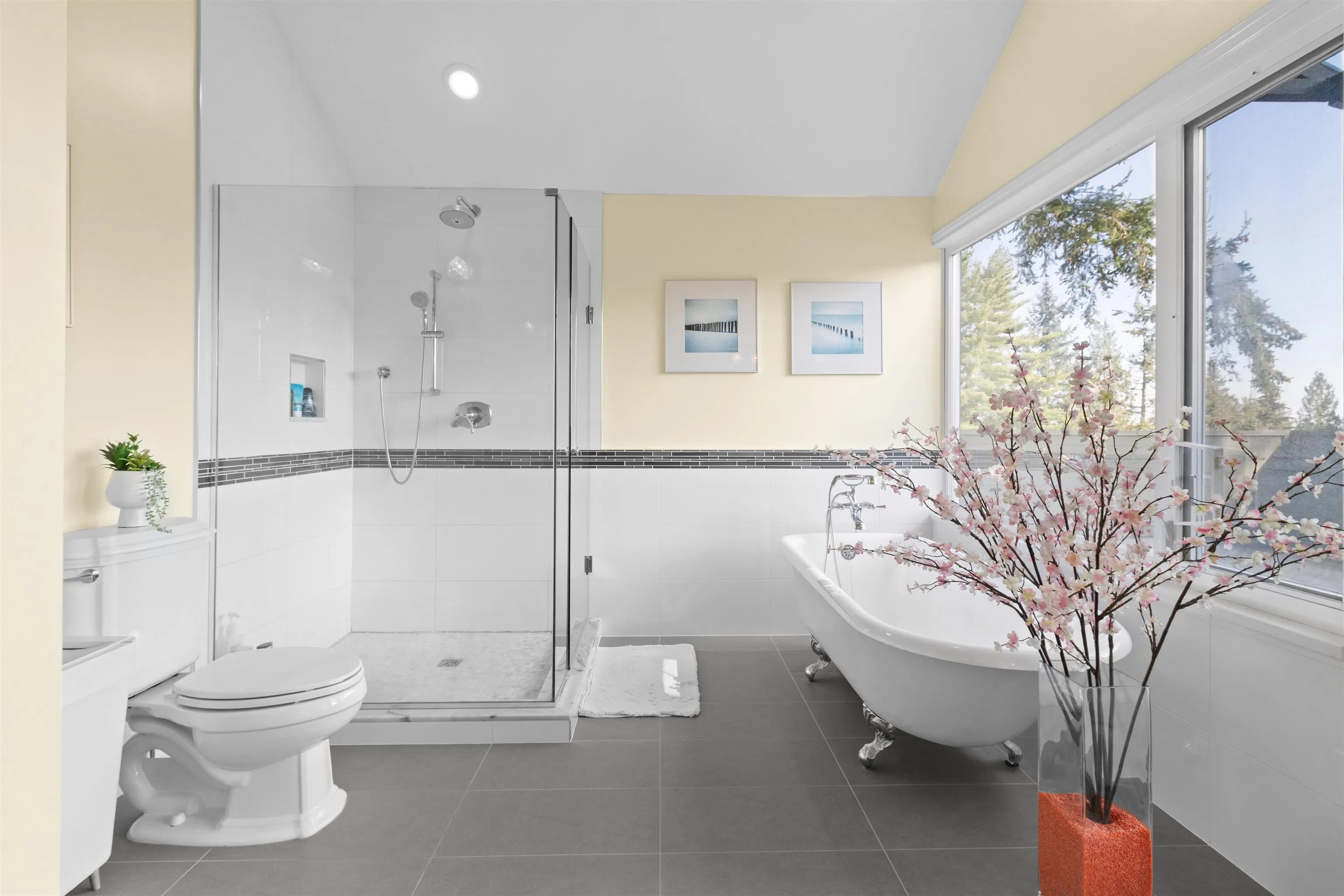 4635 Caulfeild Drive, West Vancouver, BC V7W 1E9 — image 16