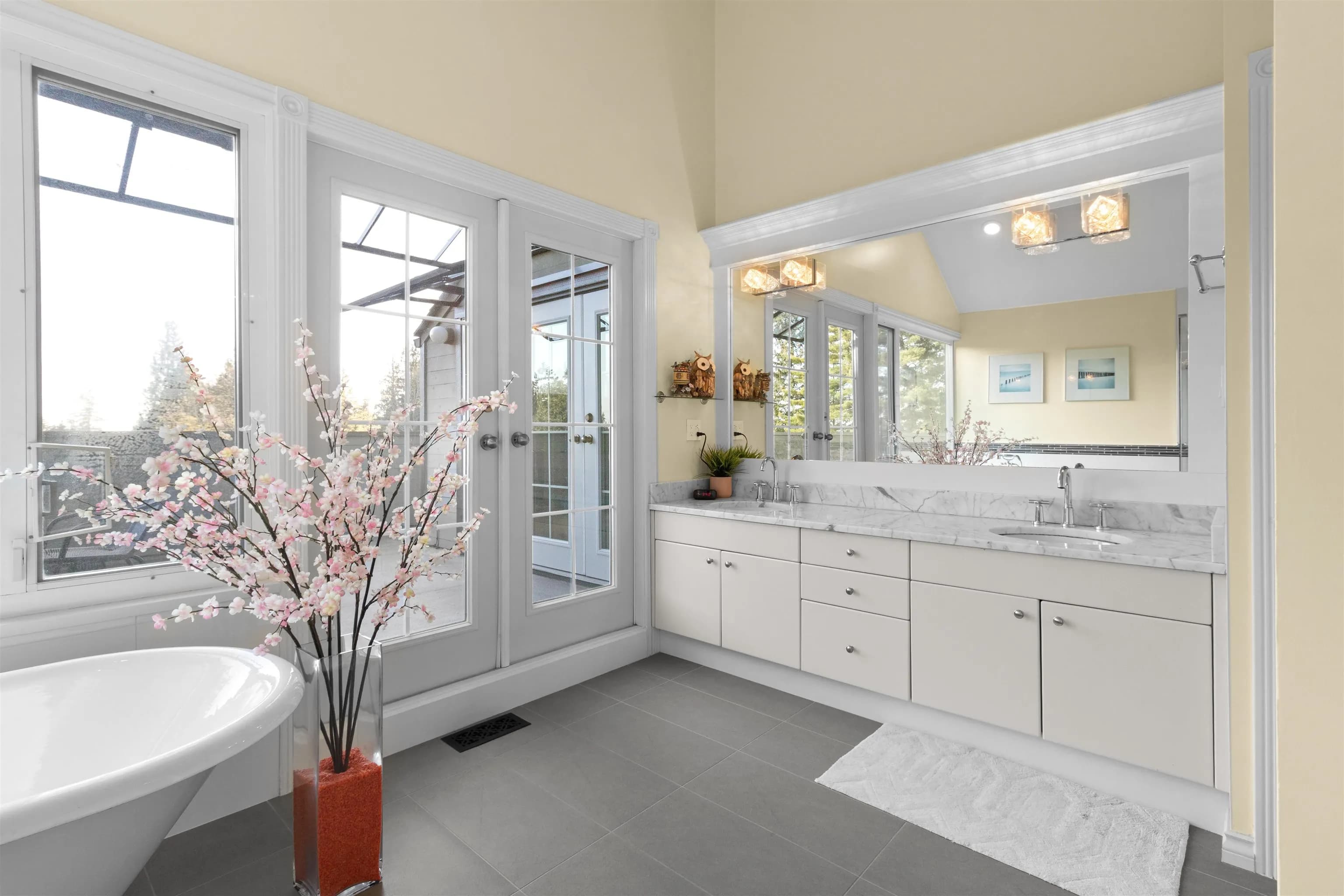 4635 Caulfeild Drive, West Vancouver, BC V7W 1E9 — image 17