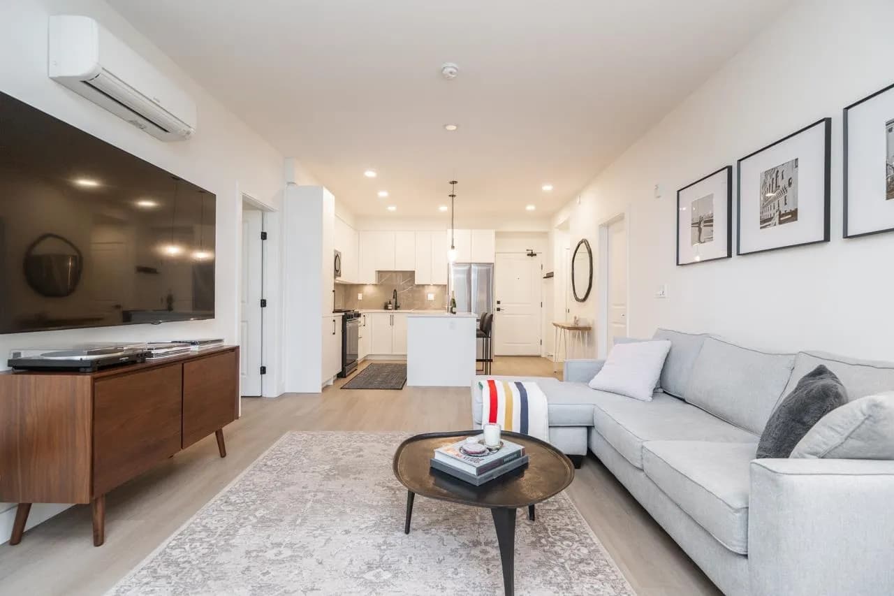 208 3528 146a Street, Surrey, BC V4P 0H4 — image 16