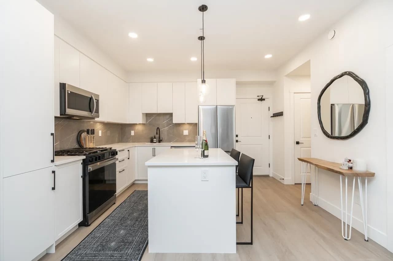 208 3528 146a Street, Surrey, BC V4P 0H4 — image 8