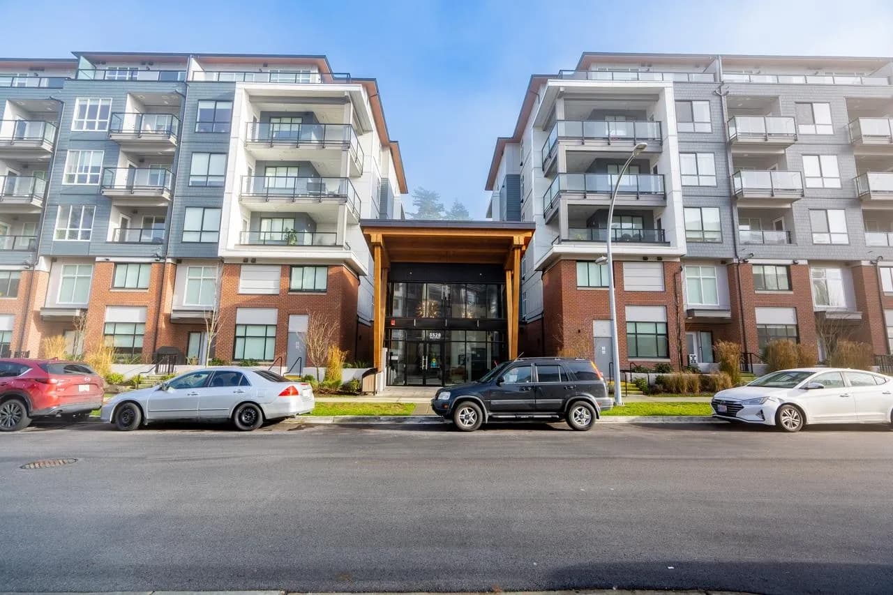 208 3528 146a Street, Surrey, BC V4P 0H4 — image 2