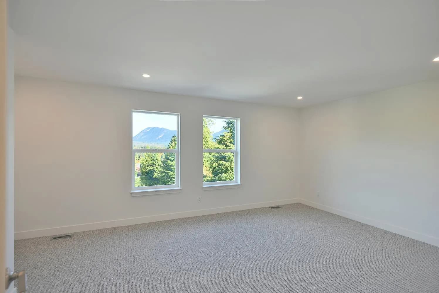 5825 Trail Avenue, Sechelt, BC V7Z 0K5 — image 20