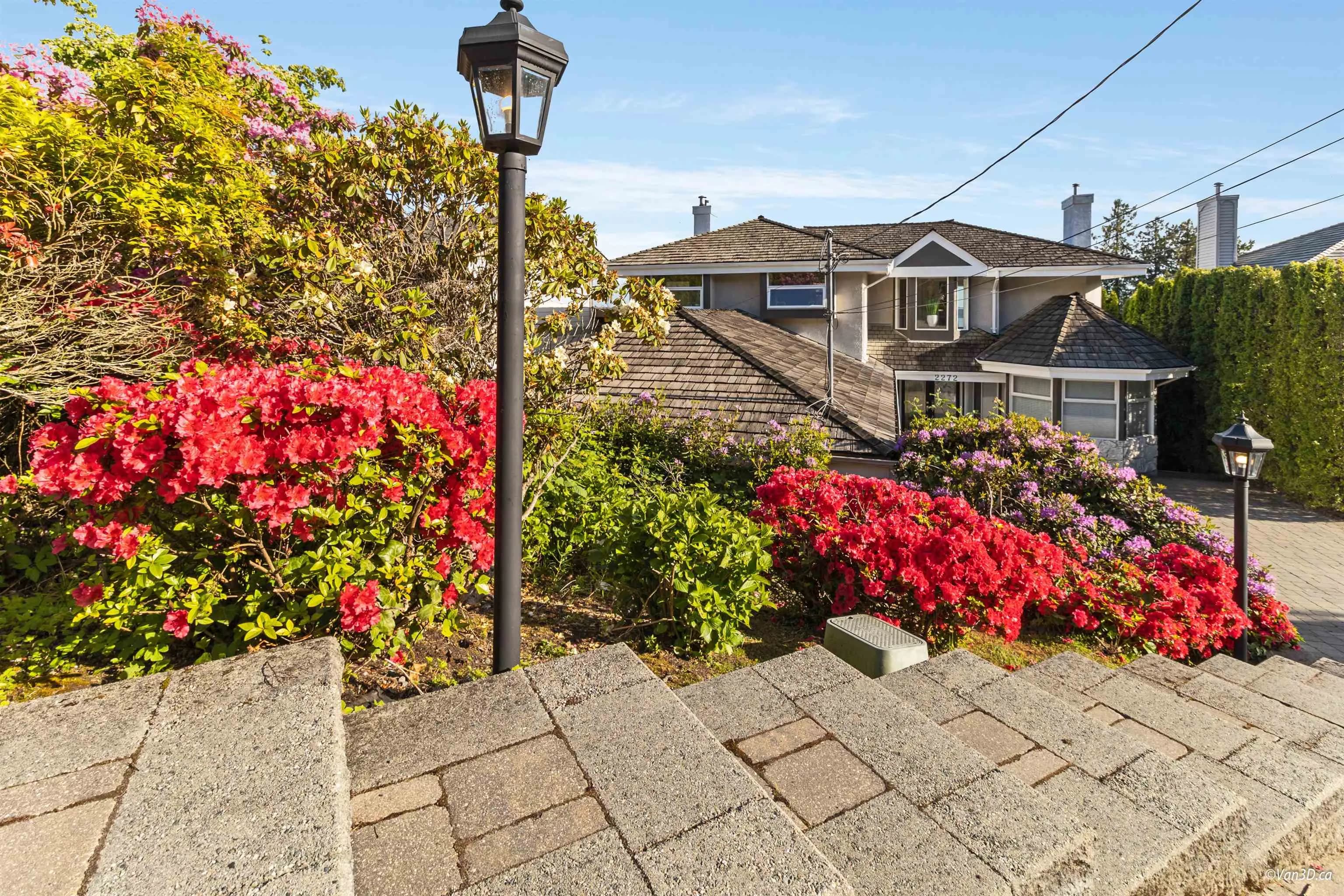 2272 Ottawa Avenue, West Vancouver, BC V7V 2S6 — image 4
