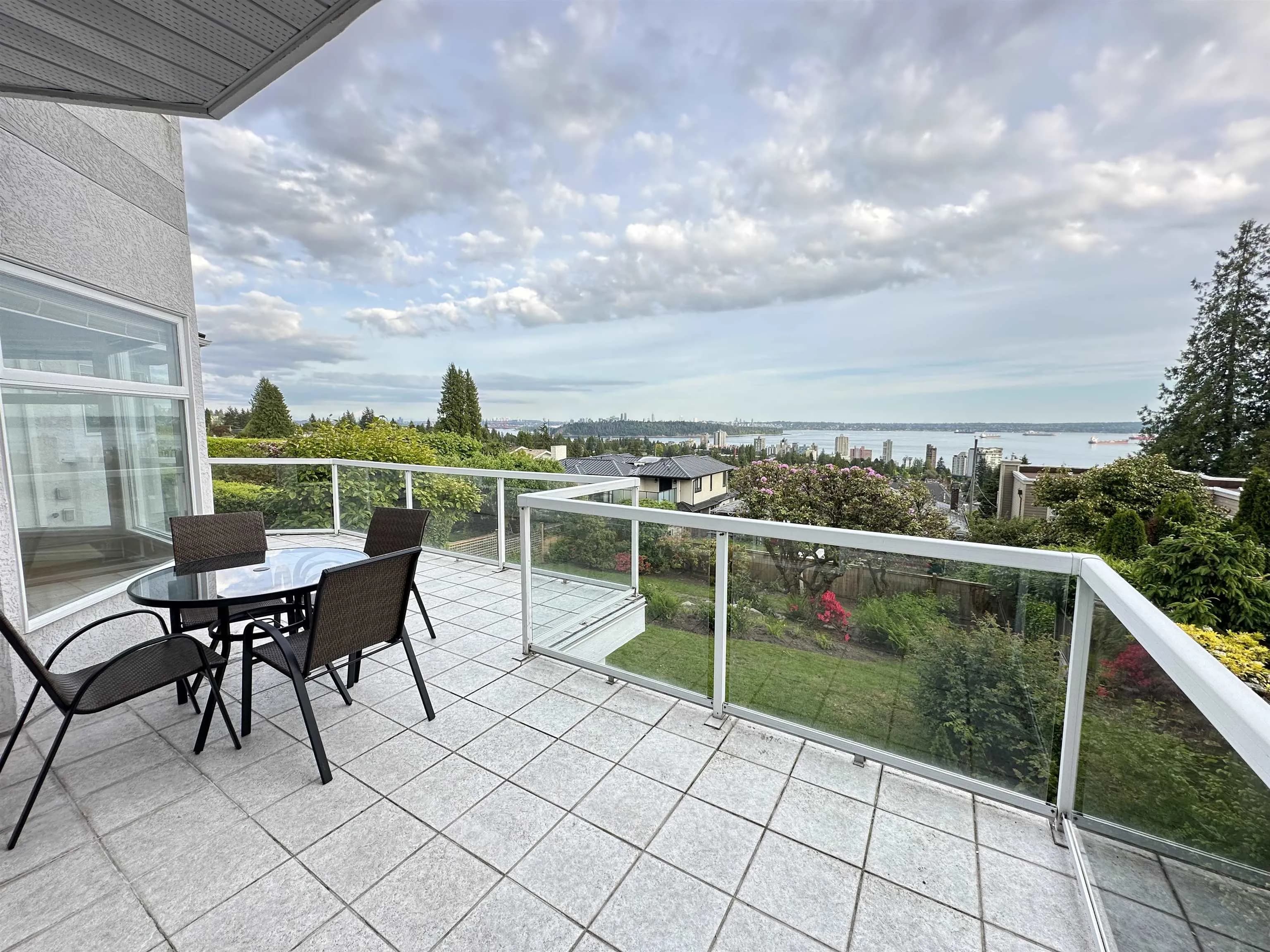 2272 Ottawa Avenue, West Vancouver, BC V7V 2S6 — image 13