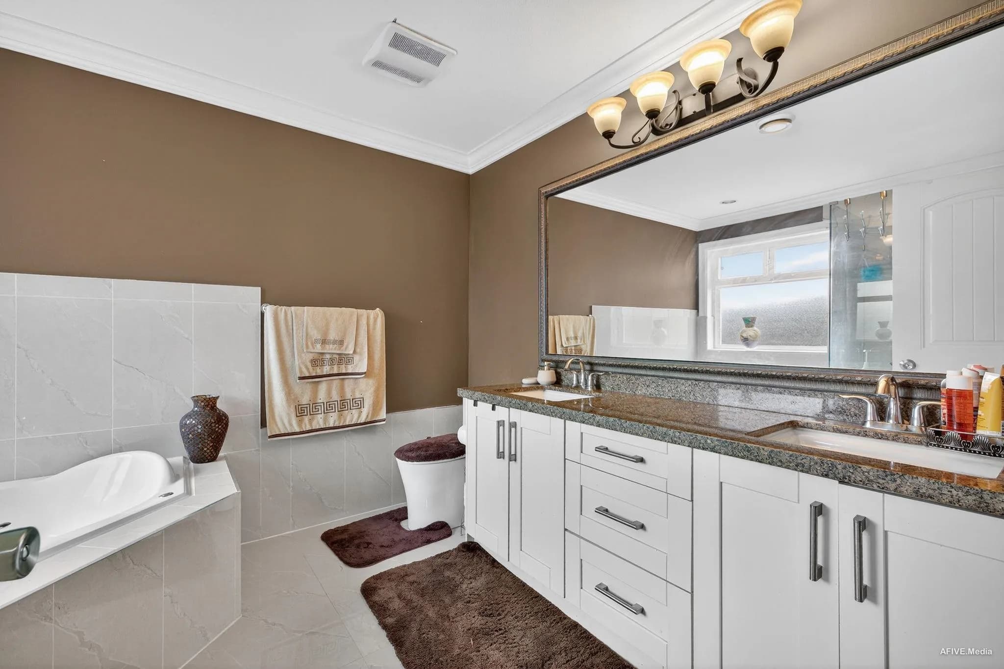 Avenue 17372 64a Avenue, Surrey, BC V3S 2H8 — image 29