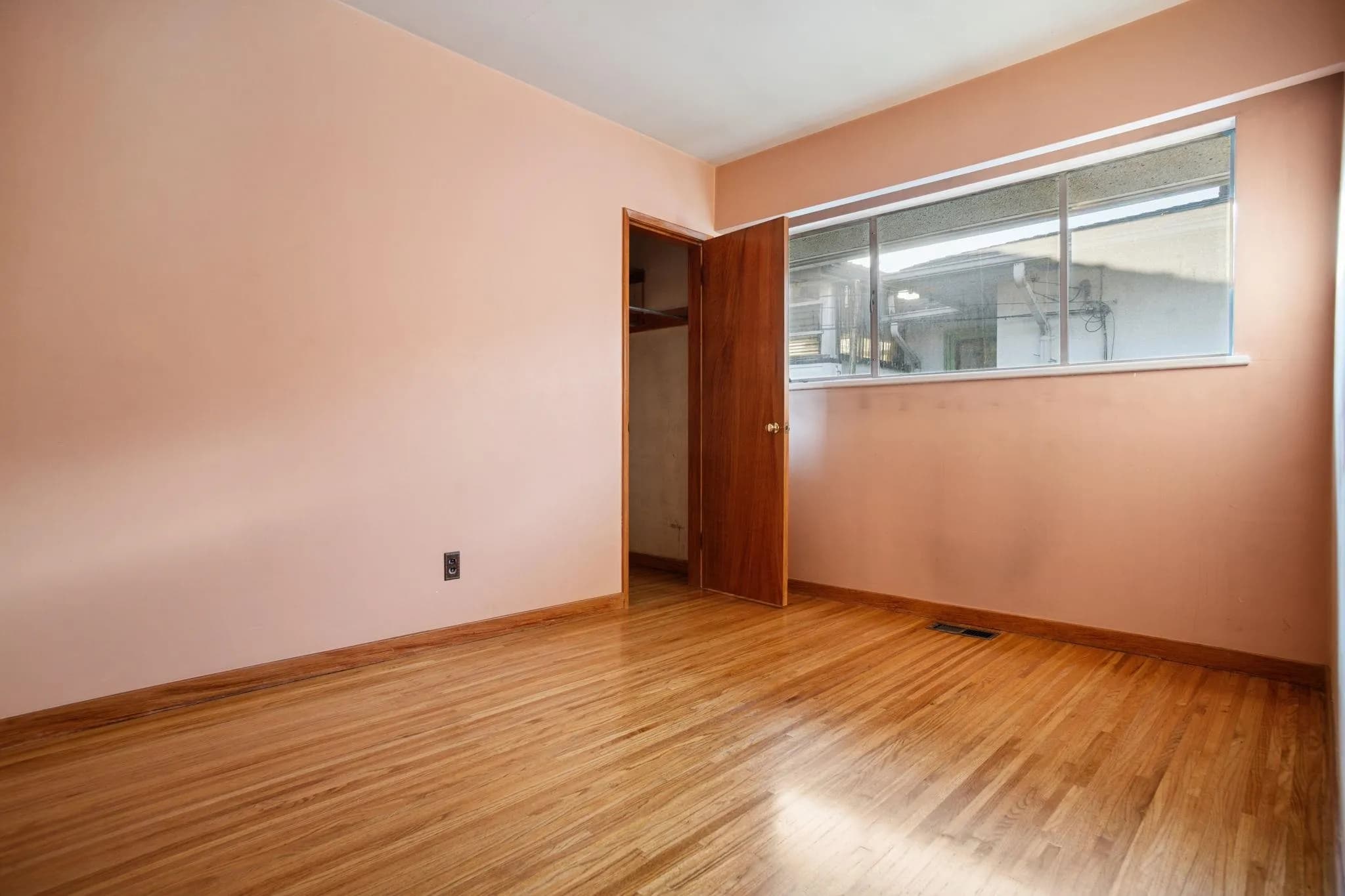 925 Nanaimo Street, Vancouver, BC V5L 4T1 — image 22