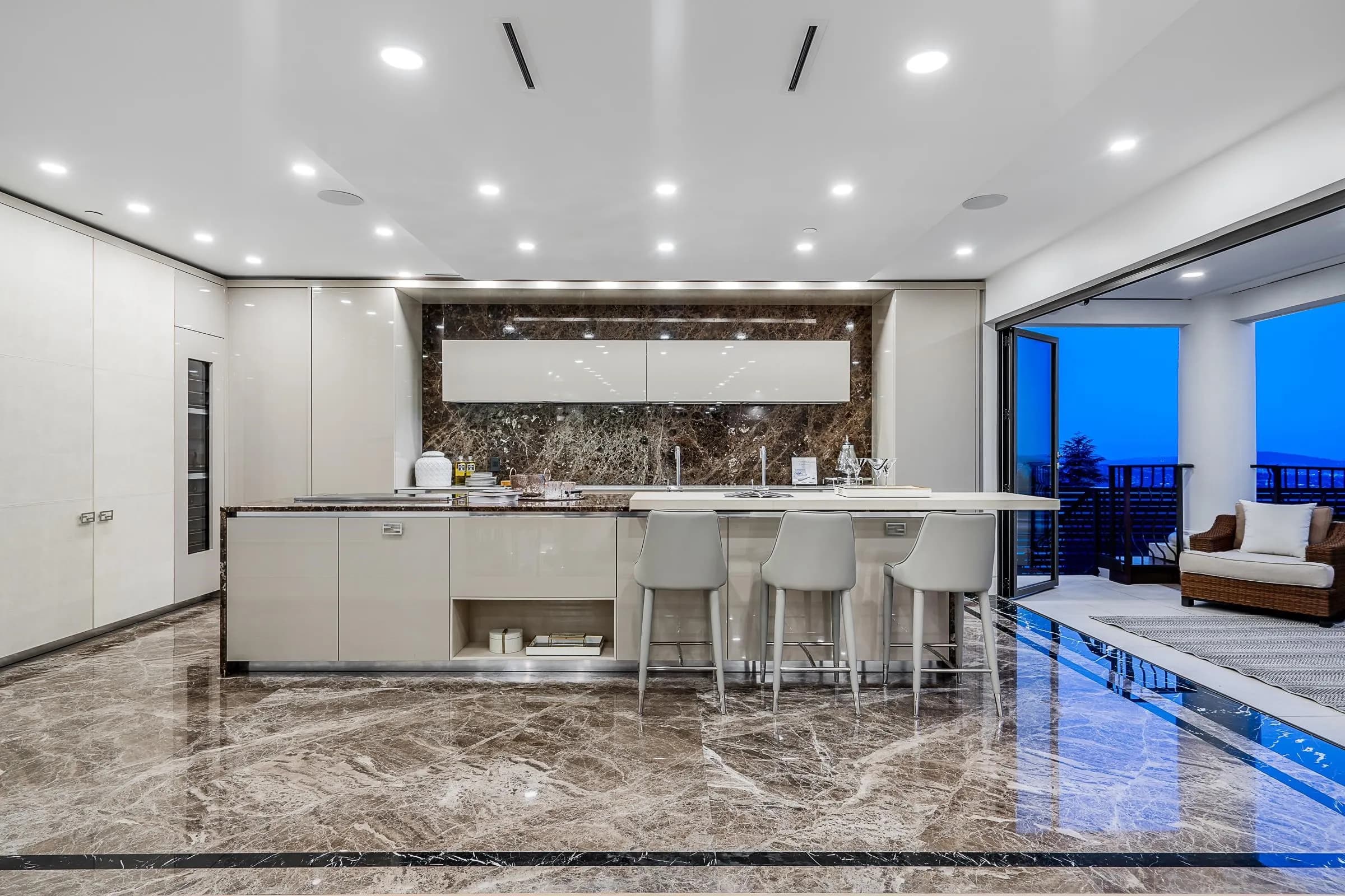 1123 Crestline Road, West Vancouver, BC V7S 2E3 — image 16