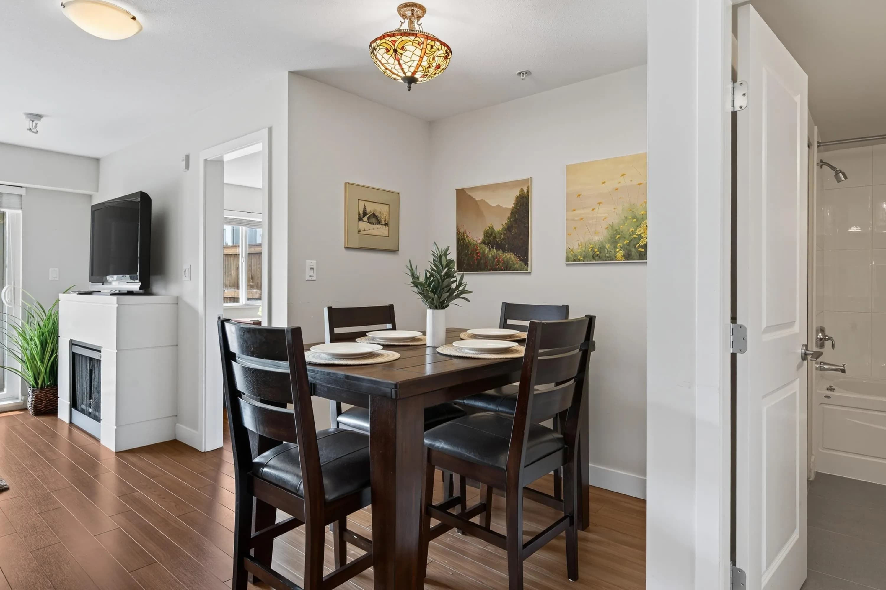 221 15745 Croydon Drive, Surrey, BC V3Z 2L5 — image 4