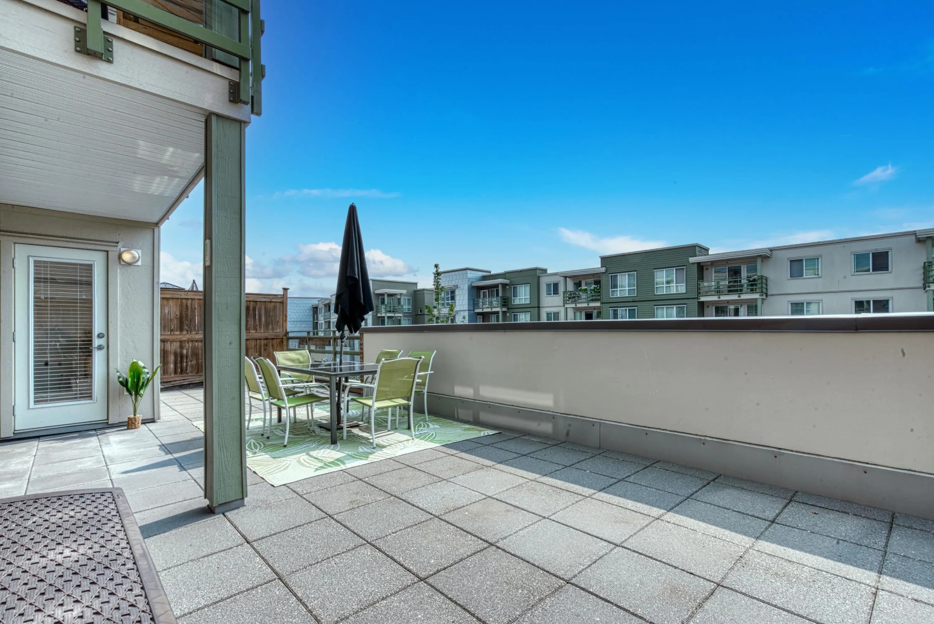221 15745 Croydon Drive, Surrey, BC V3Z 2L5 — image 25