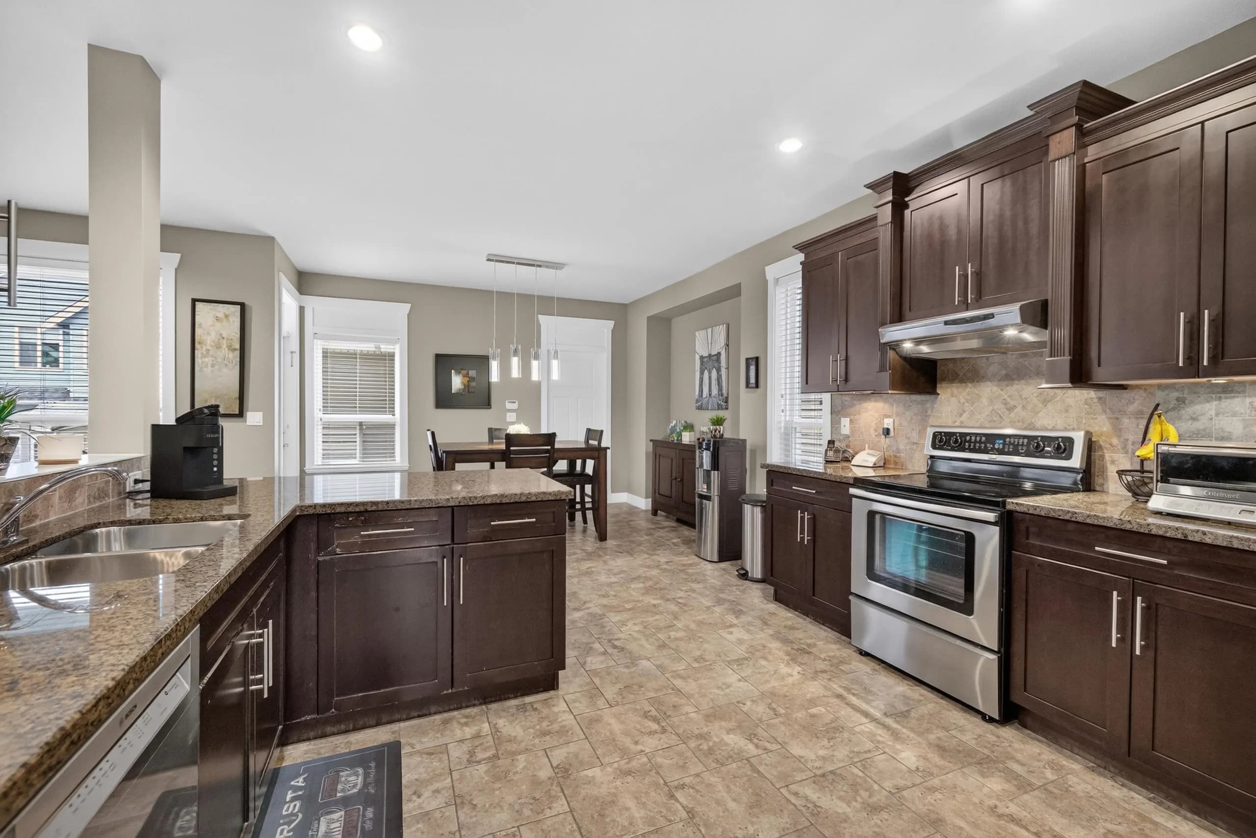 6970 195a Street, Surrey, BC V4N 5Z2 — image 11