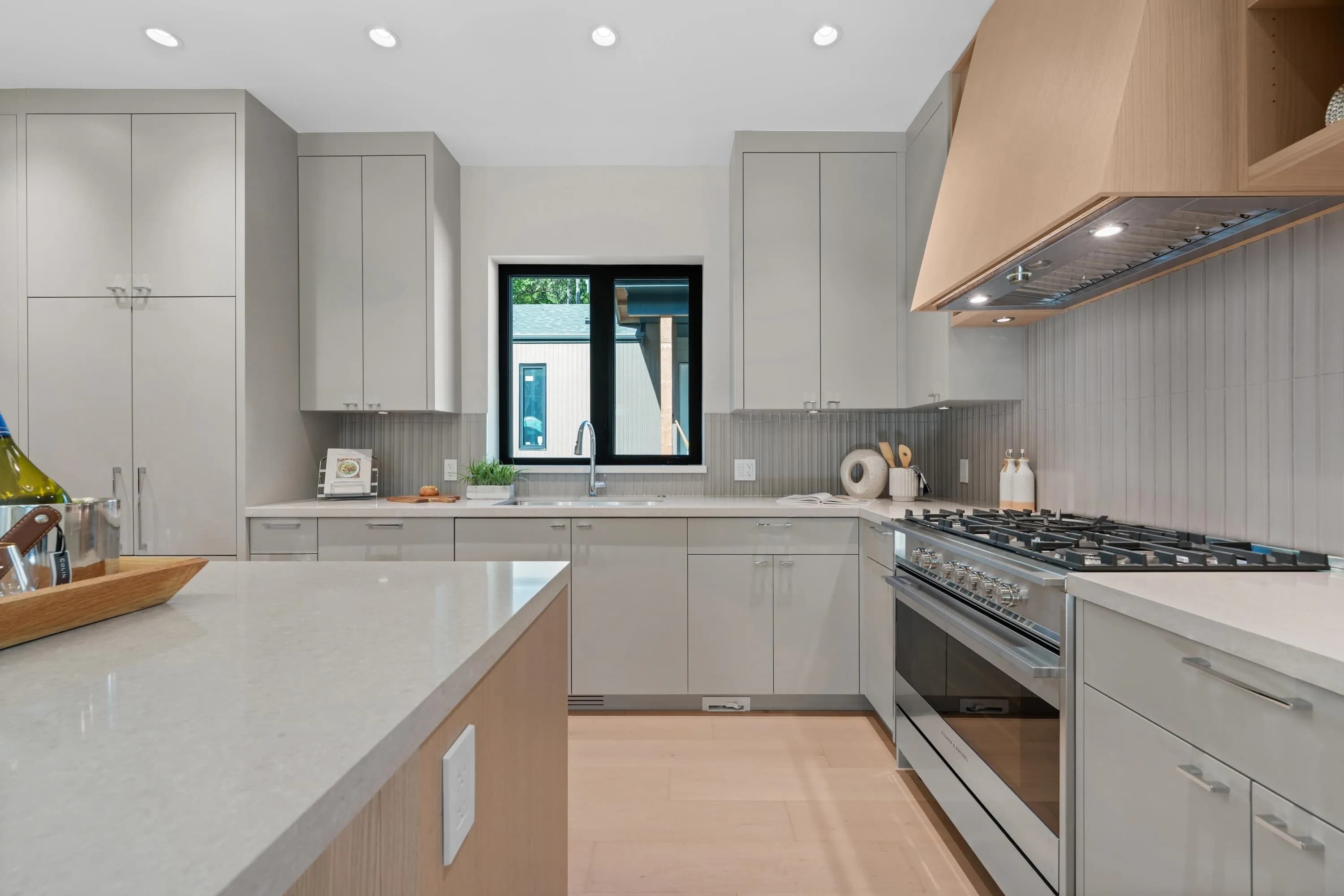 5663 Westport Road, West Vancouver, BC V7W 1V3 — image 10