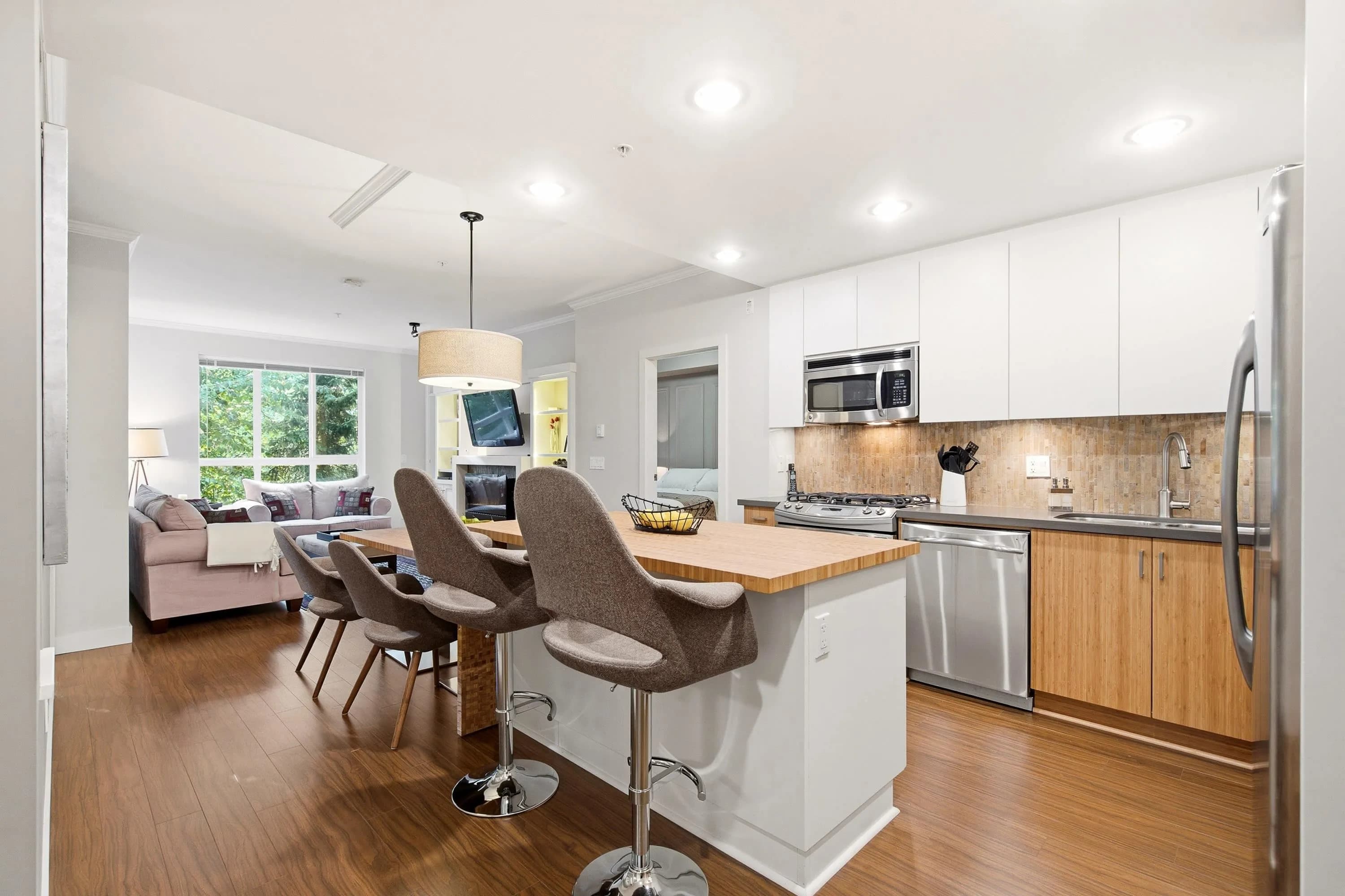 210 15428 31 Avenue, Surrey, BC V3Z 3W4 — image 3