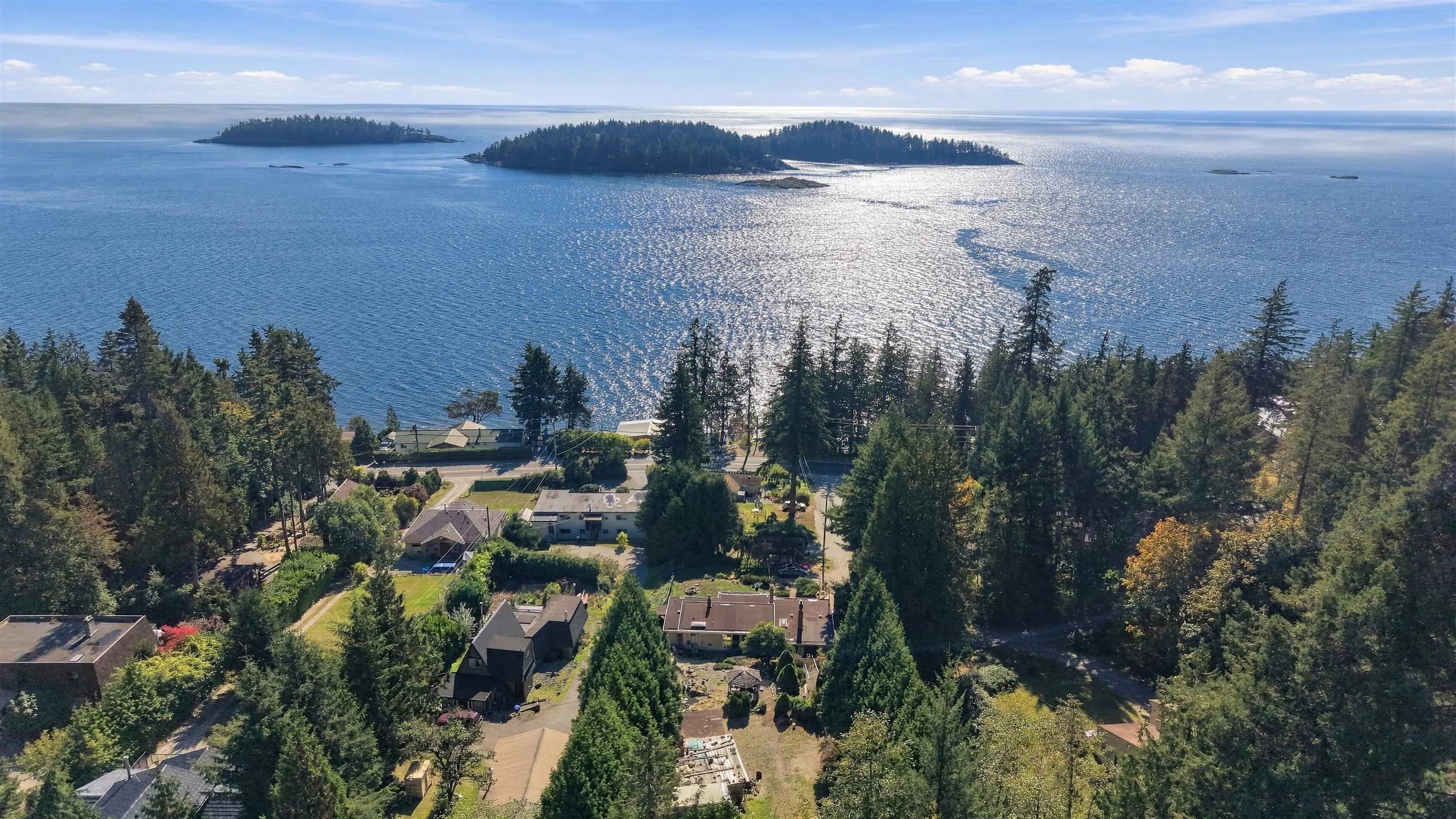 5430 Lawson Road, Sechelt, BC V7Z 0N1 — image 4