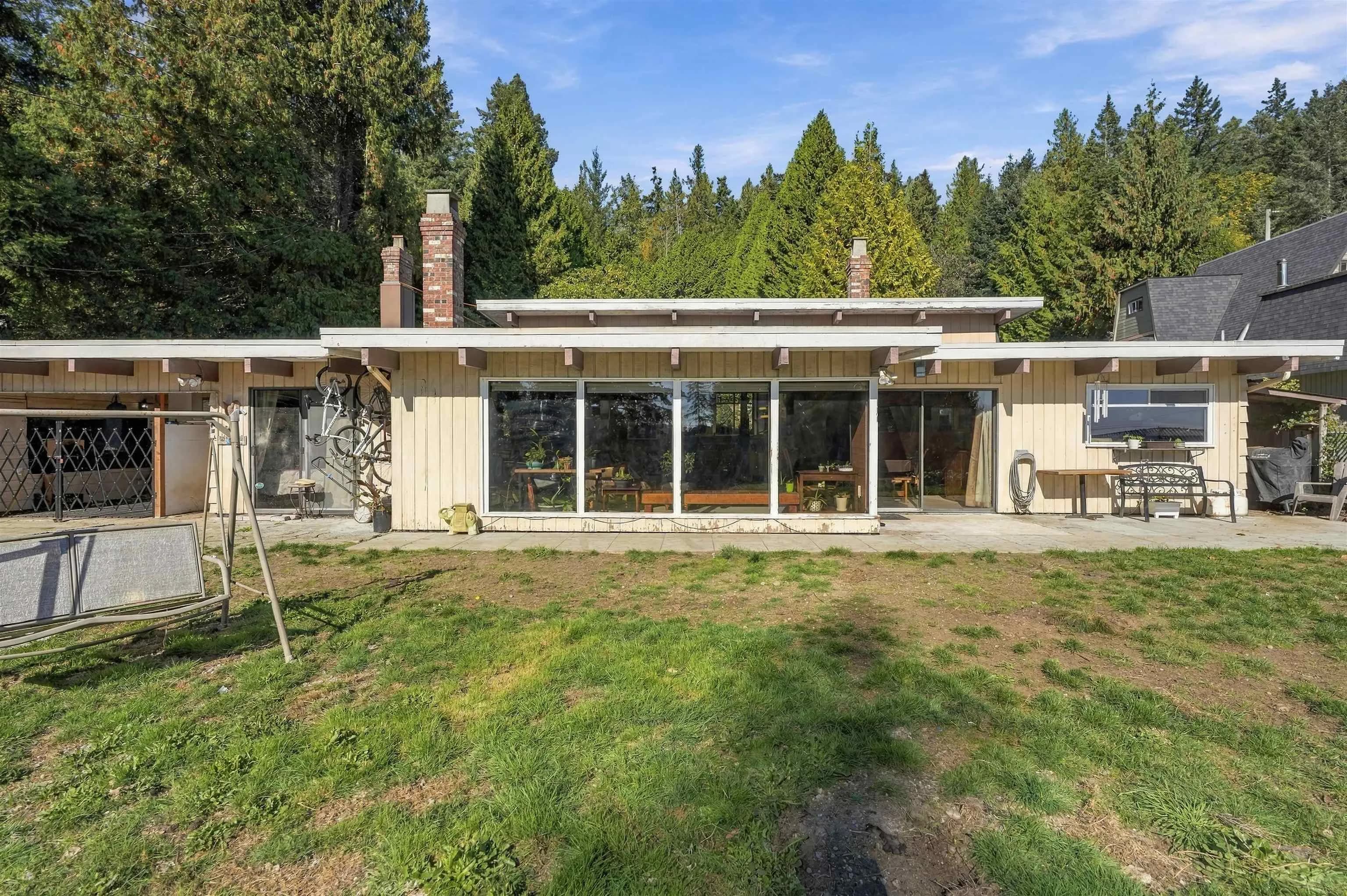 5430 Lawson Road, Sechelt, BC V7Z 0N1 — image 3
