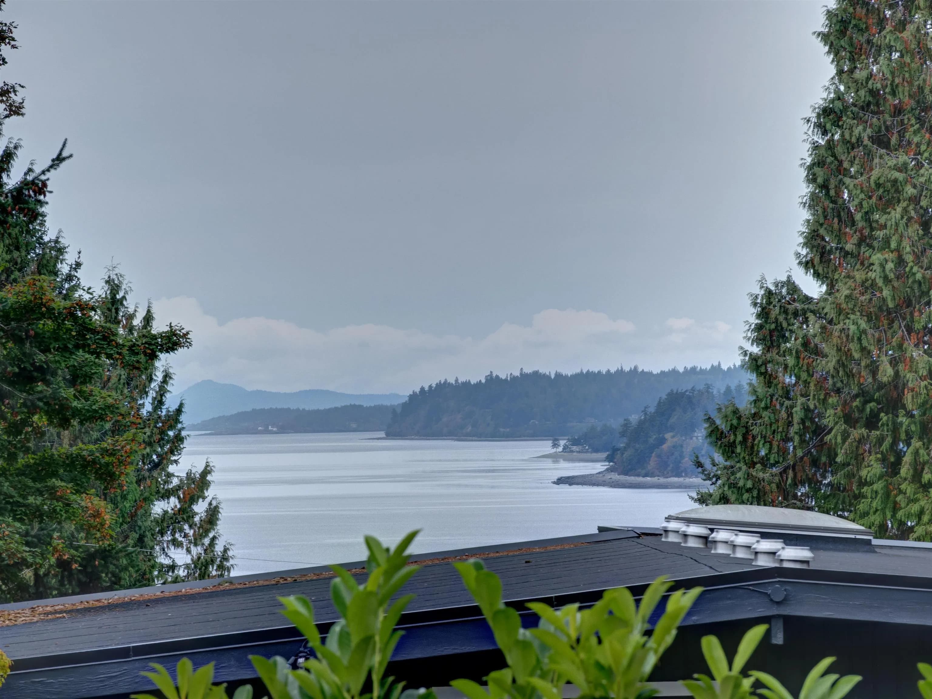 5206 Radcliffe Road, Sechelt, BC V7Z 0C1 — image 16