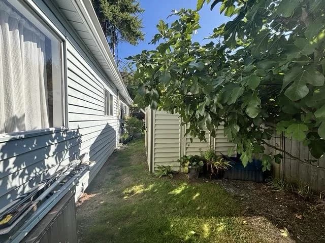 5206 Radcliffe Road, Sechelt, BC V7Z 0C1 — image 17