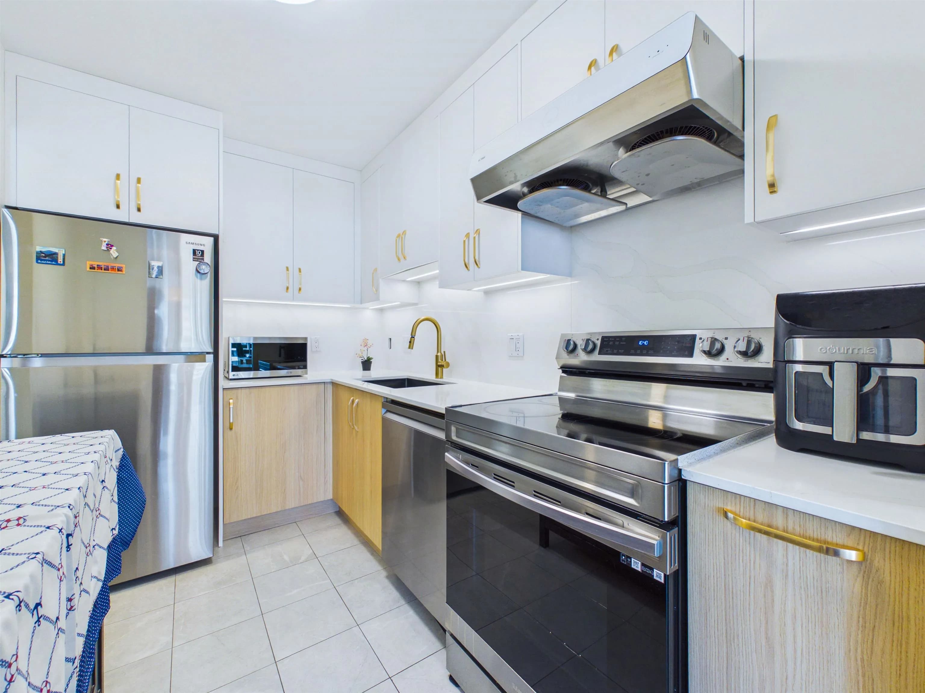 1705 5833 Wilson Avenue, Burnaby, BC V5H 4R8 — image 8
