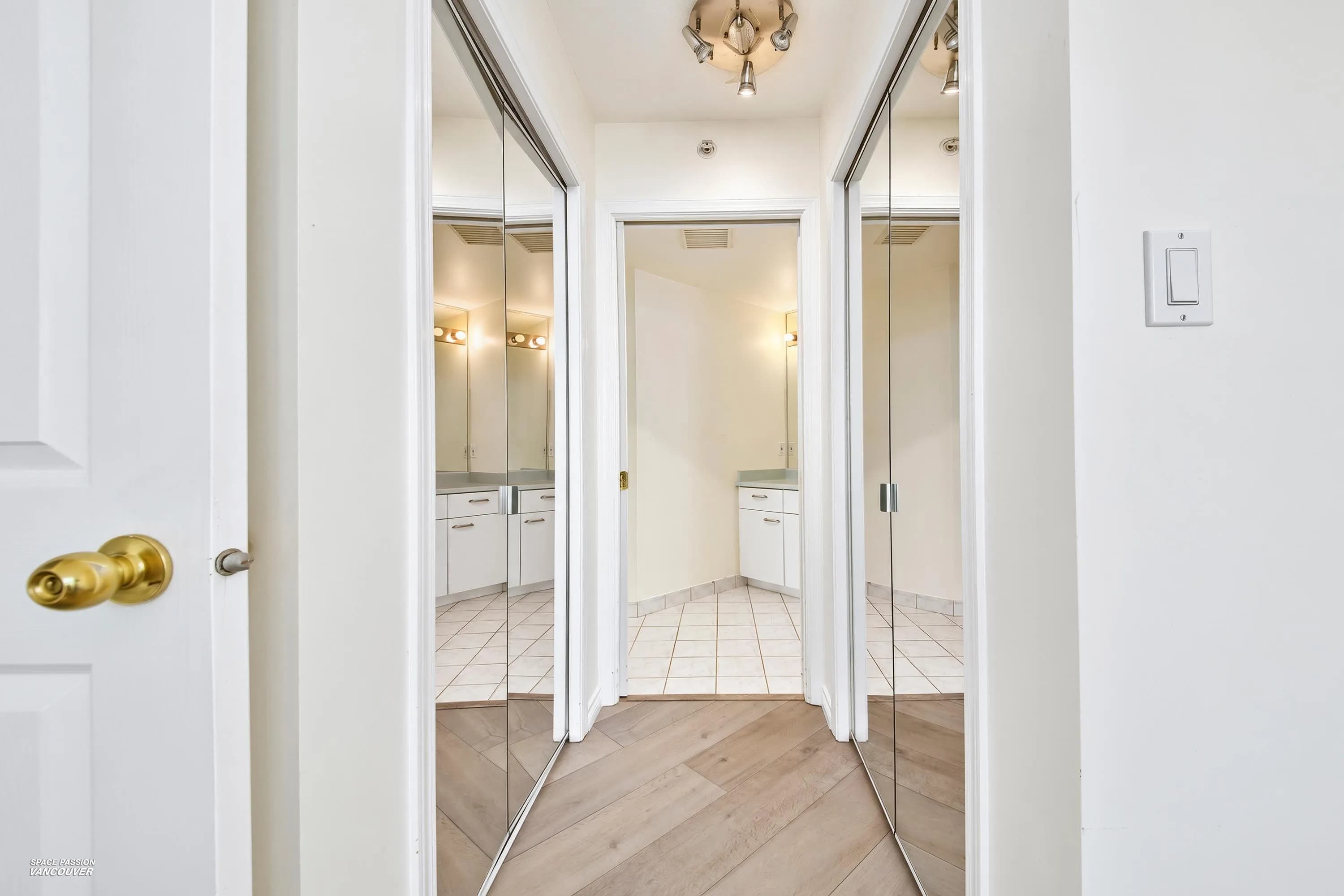 2006 4505 Hazel Street, Burnaby, BC V5H 4T1 — image 12