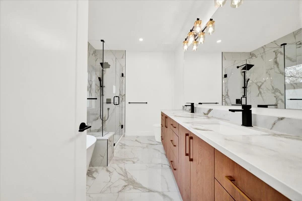 102 13437 Crestview Drive, Surrey, BC V3R 6V3 — image 18