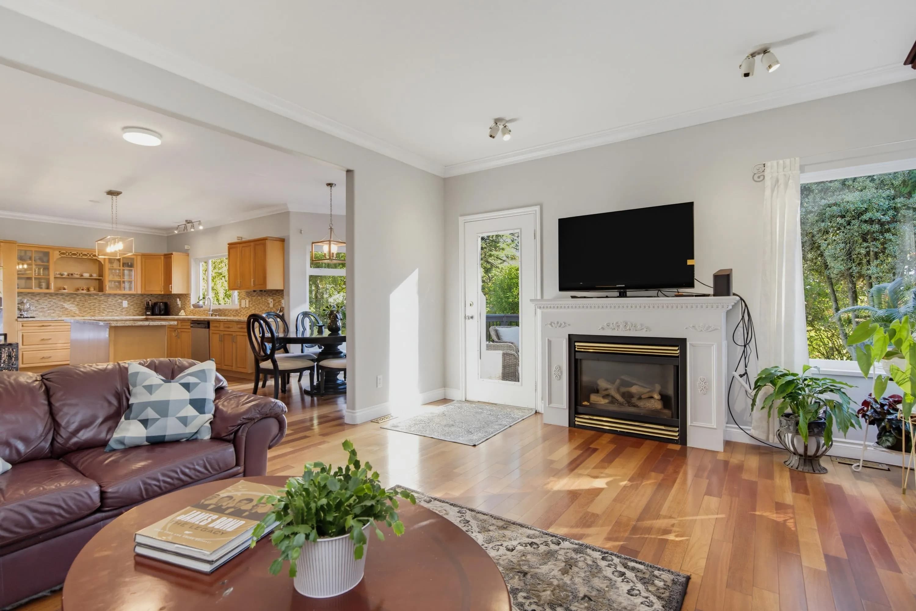 18152 58 Avenue, Surrey, BC V3S 1M1 — image 18