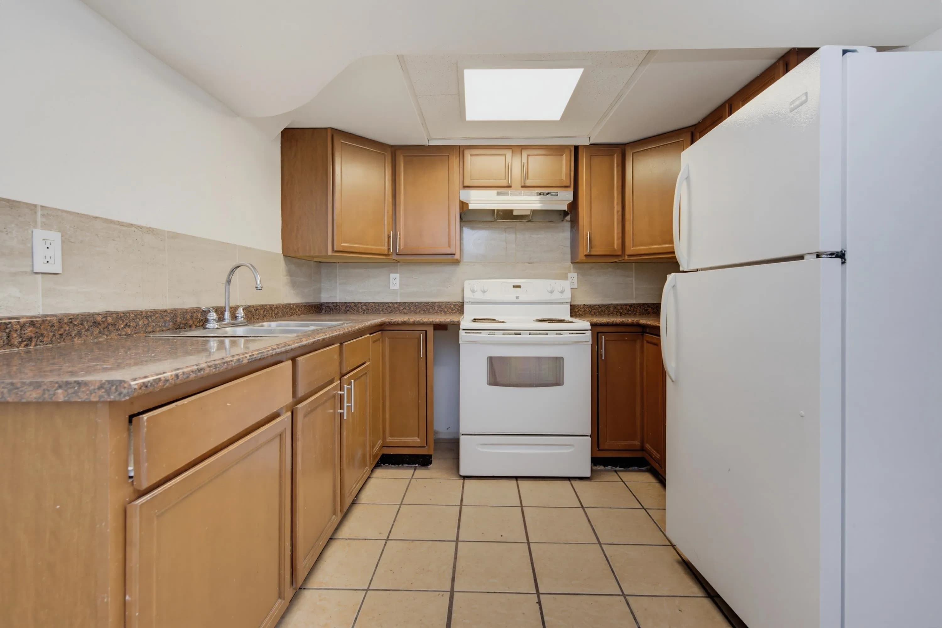 18152 58 Avenue, Surrey, BC V3S 1M1 — image 34