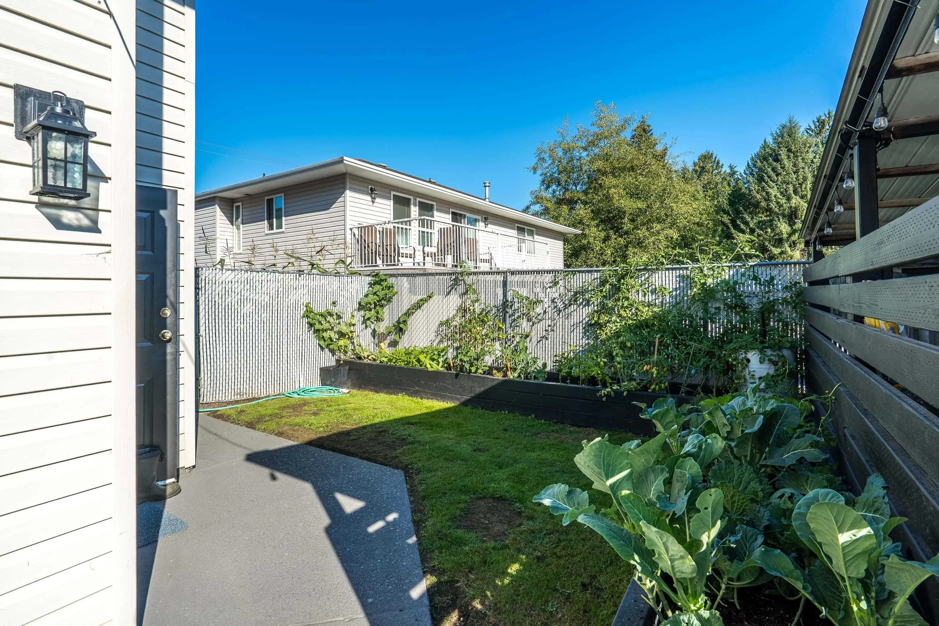 12578 224 Street, Maple Ridge, BC V2X 6C1 — image 39