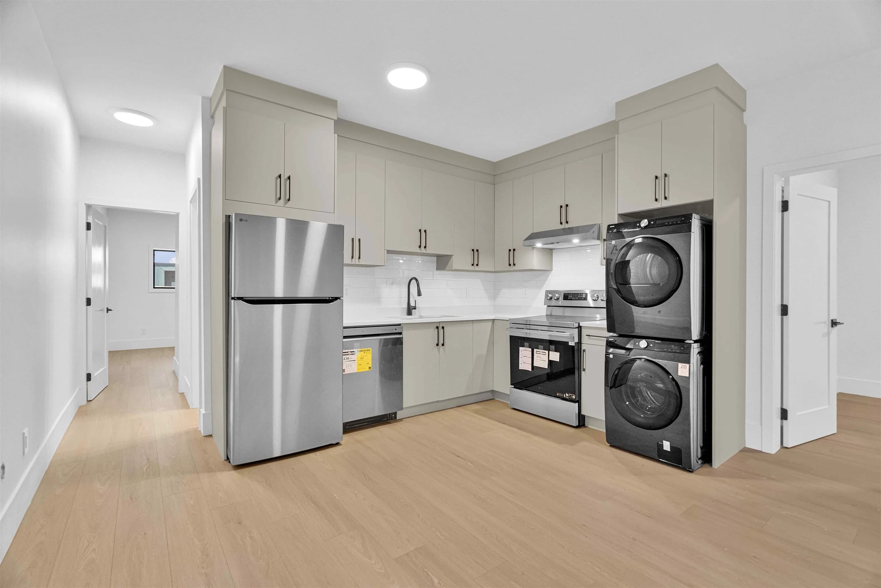 15636 23a Avenue, Surrey, BC V0V 0V0 — image 30