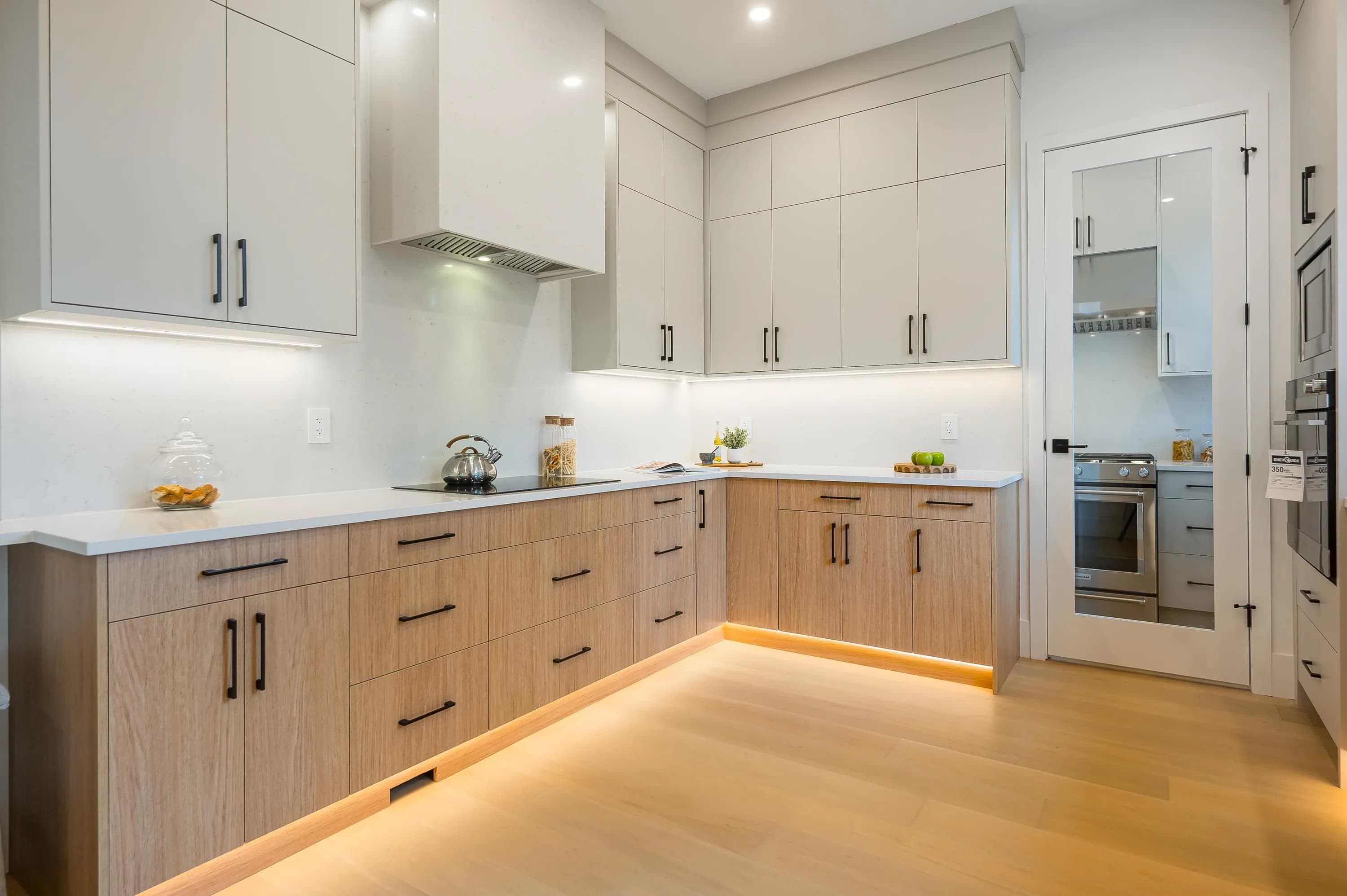 15648 23a Avenue, Surrey, BC V0V 0V0 — image 11