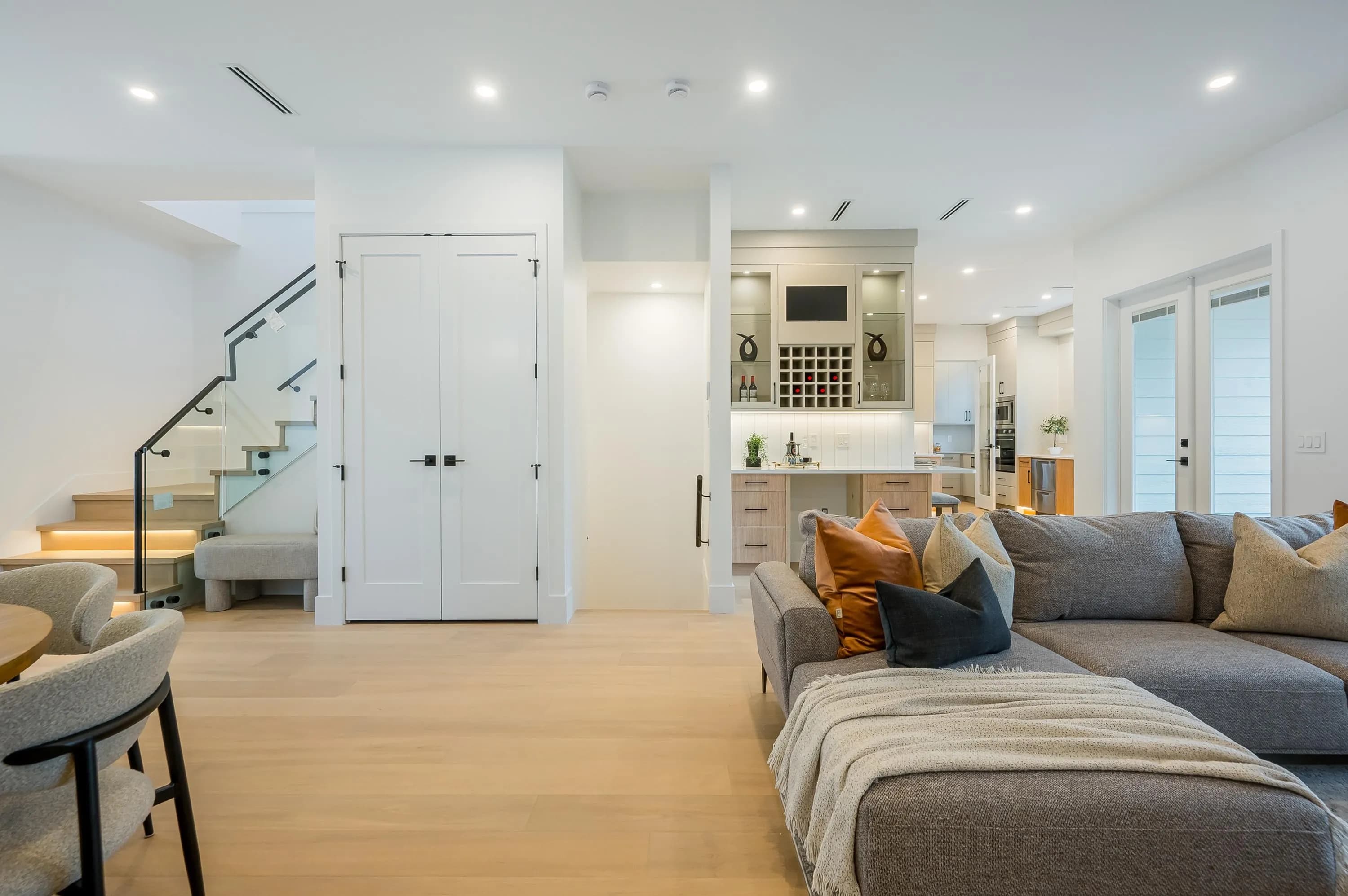 15648 23a Avenue, Surrey, BC V0V 0V0 — image 5