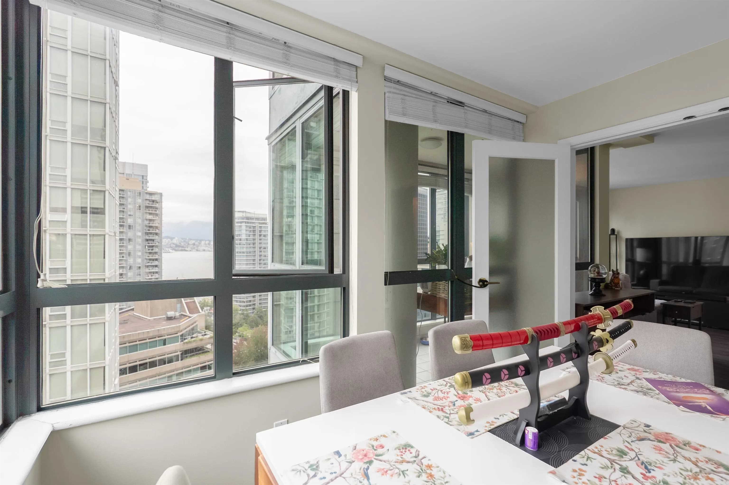 1903 1238 Melville Street, Vancouver, BC V6E 4N2 — image 23
