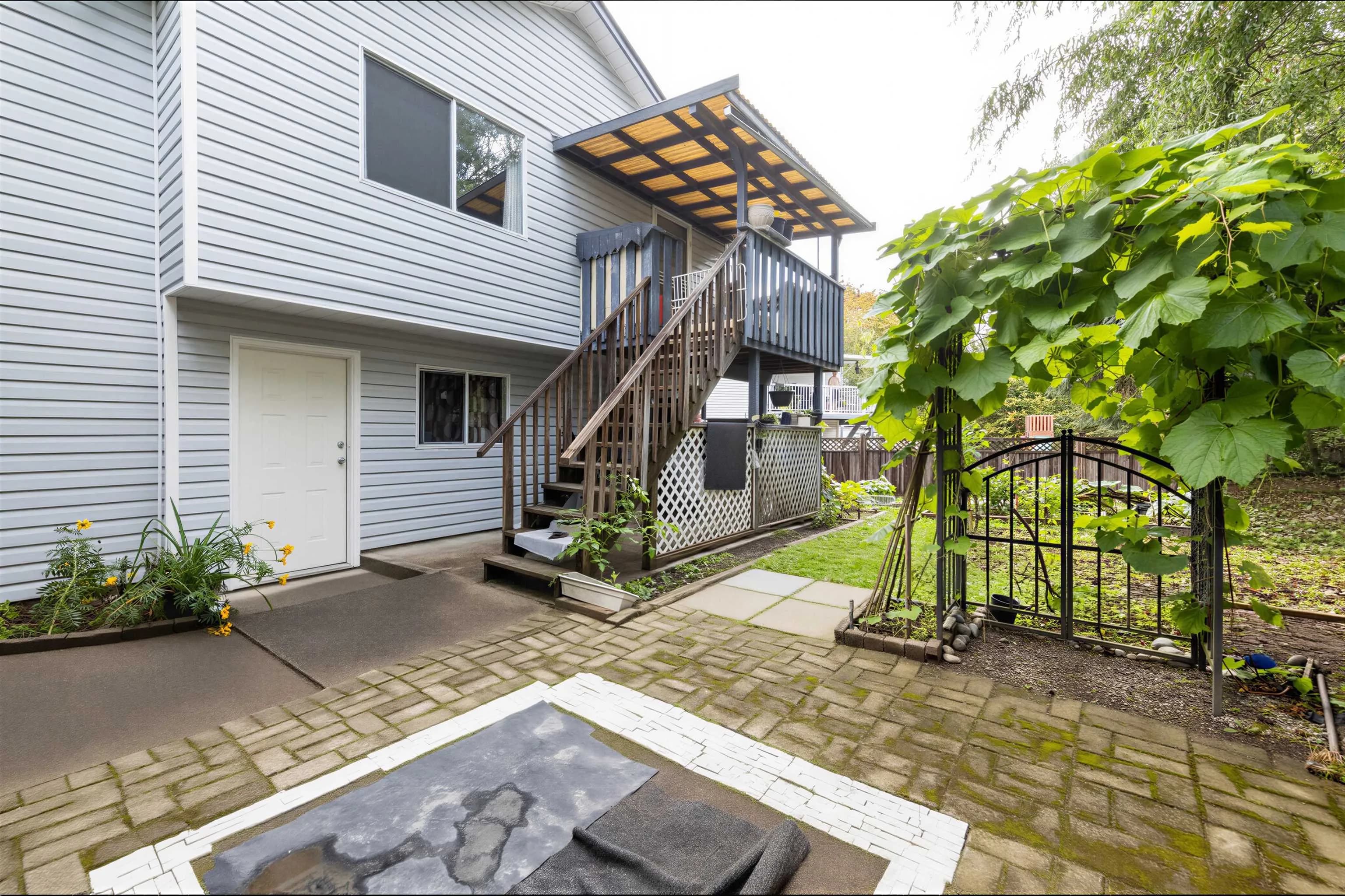 22442 125 Avenue, Maple Ridge, BC V2X 9N7 — image 27