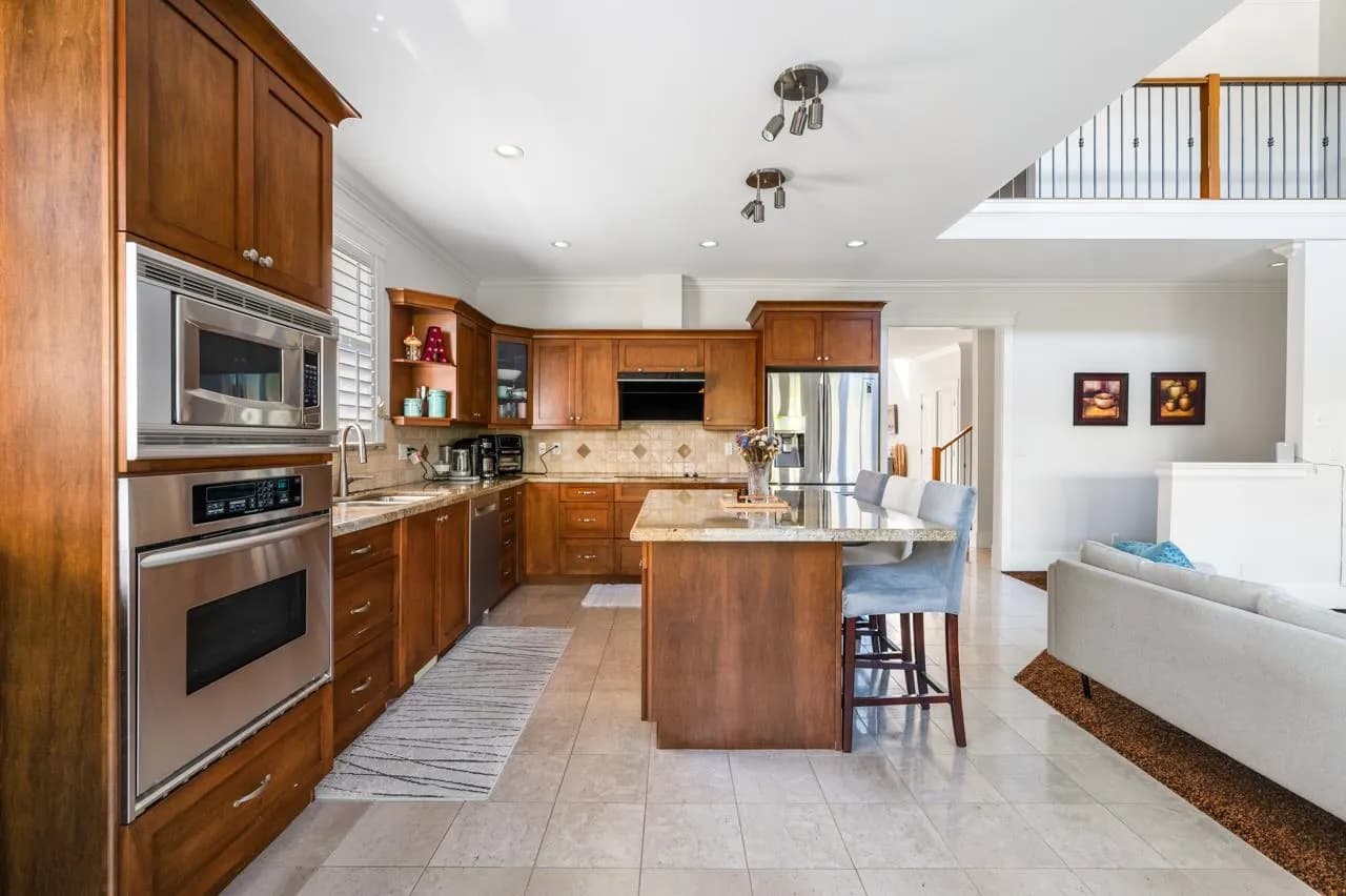 15497 37a Avenue, Surrey, BC V3Z 0H6 — image 6