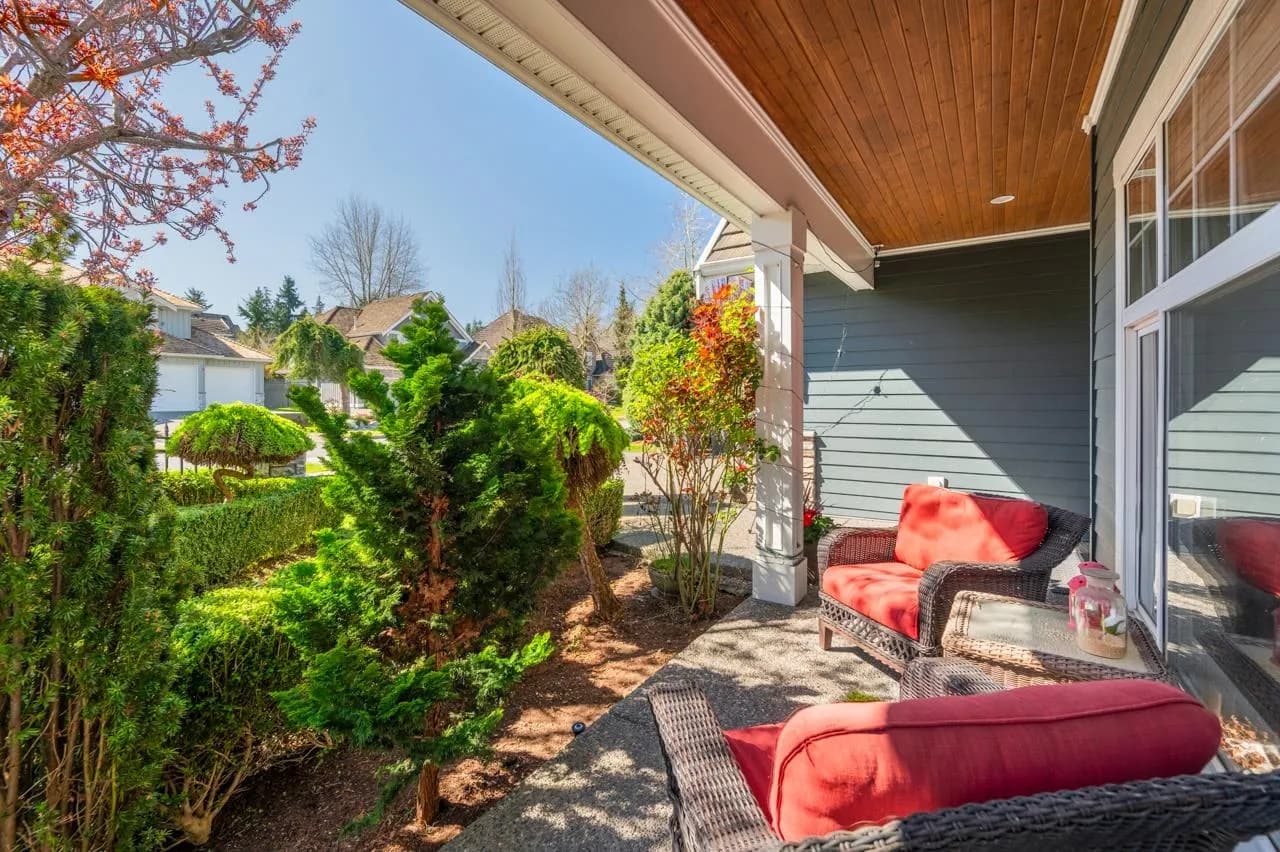 15497 37a Avenue, Surrey, BC V3Z 0H6 — image 33
