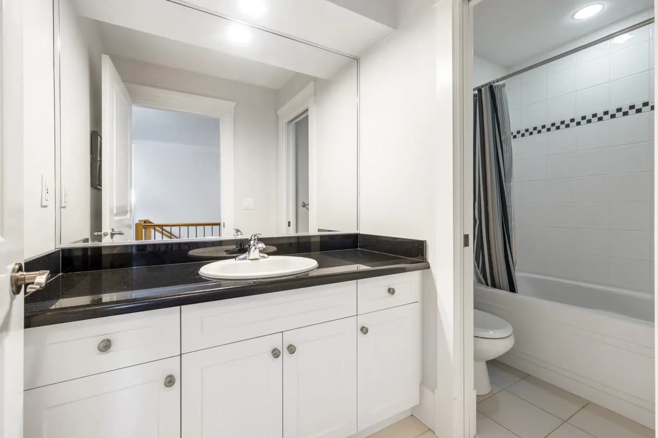 15497 37a Avenue, Surrey, BC V3Z 0H6 — image 23