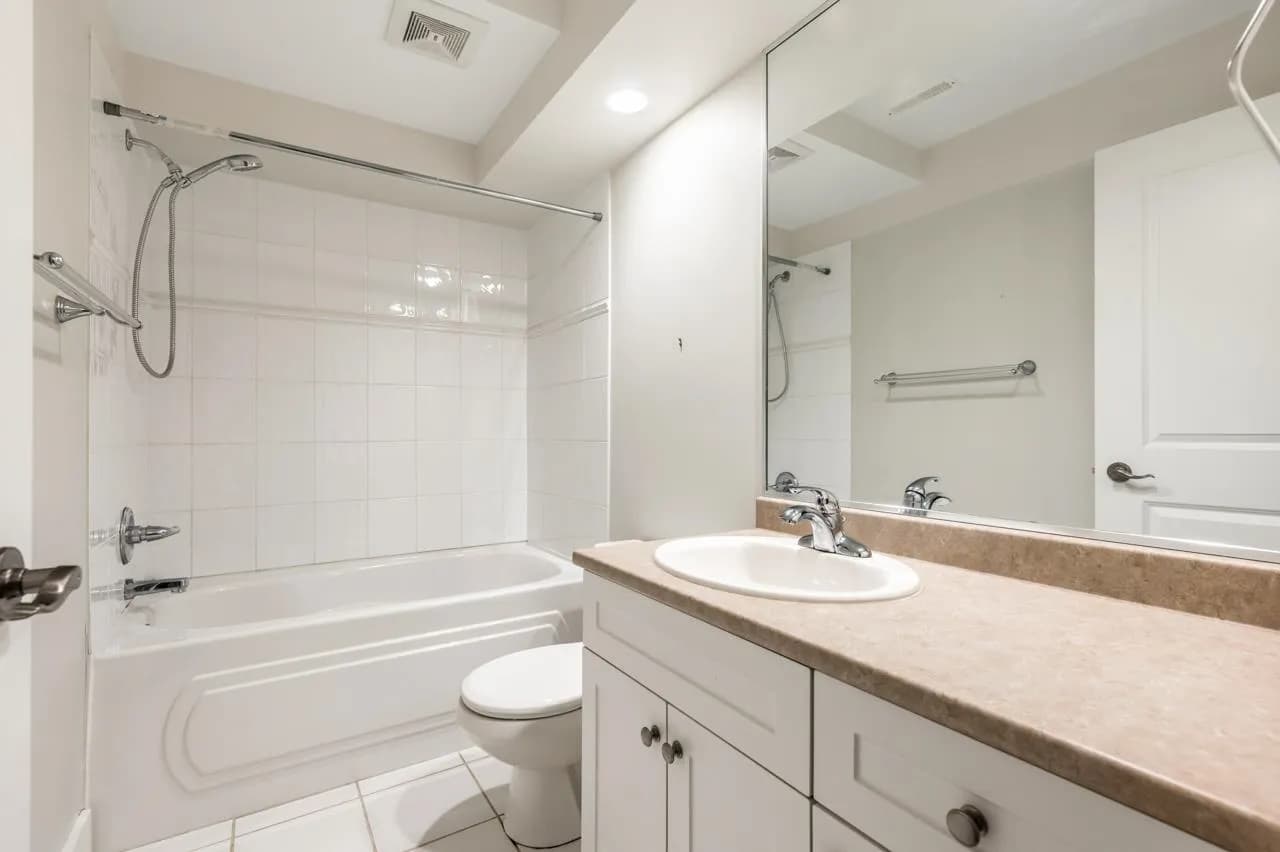 15497 37a Avenue, Surrey, BC V3Z 0H6 — image 31