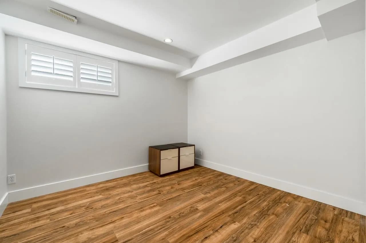 15497 37a Avenue, Surrey, BC V3Z 0H6 — image 30