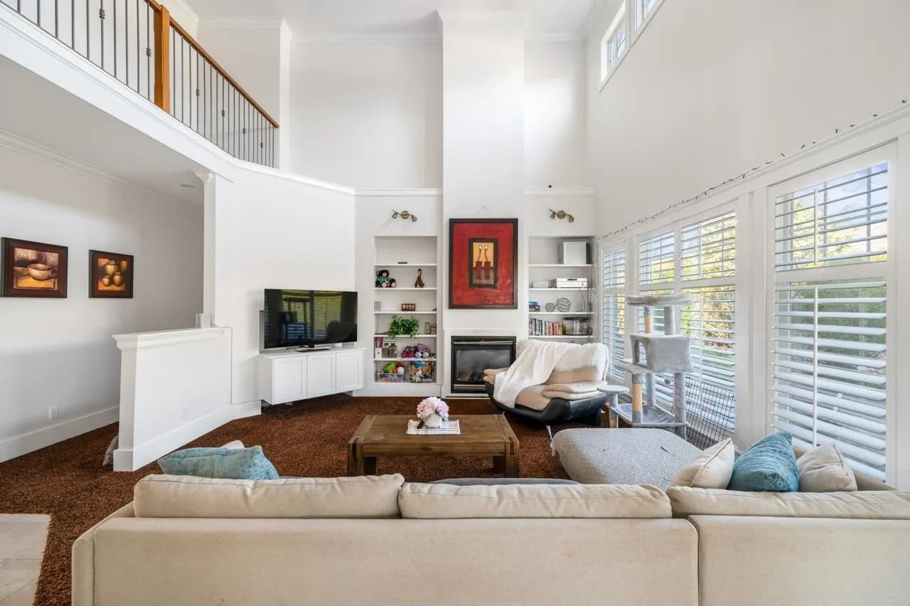 15497 37a Avenue, Surrey, BC V3Z 0H6 — image 2
